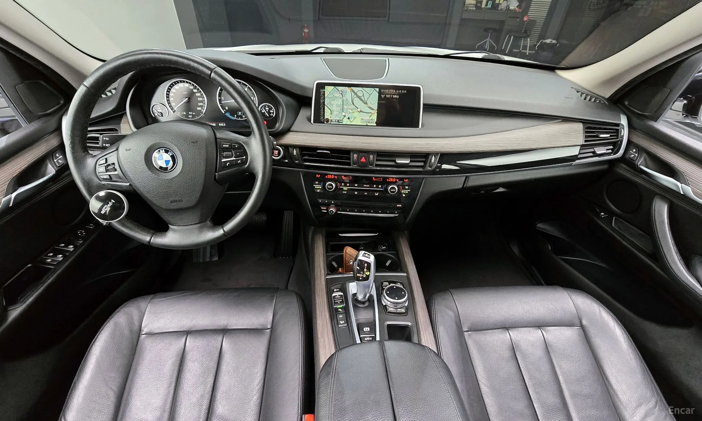 BMW X5 (F15) превью 4