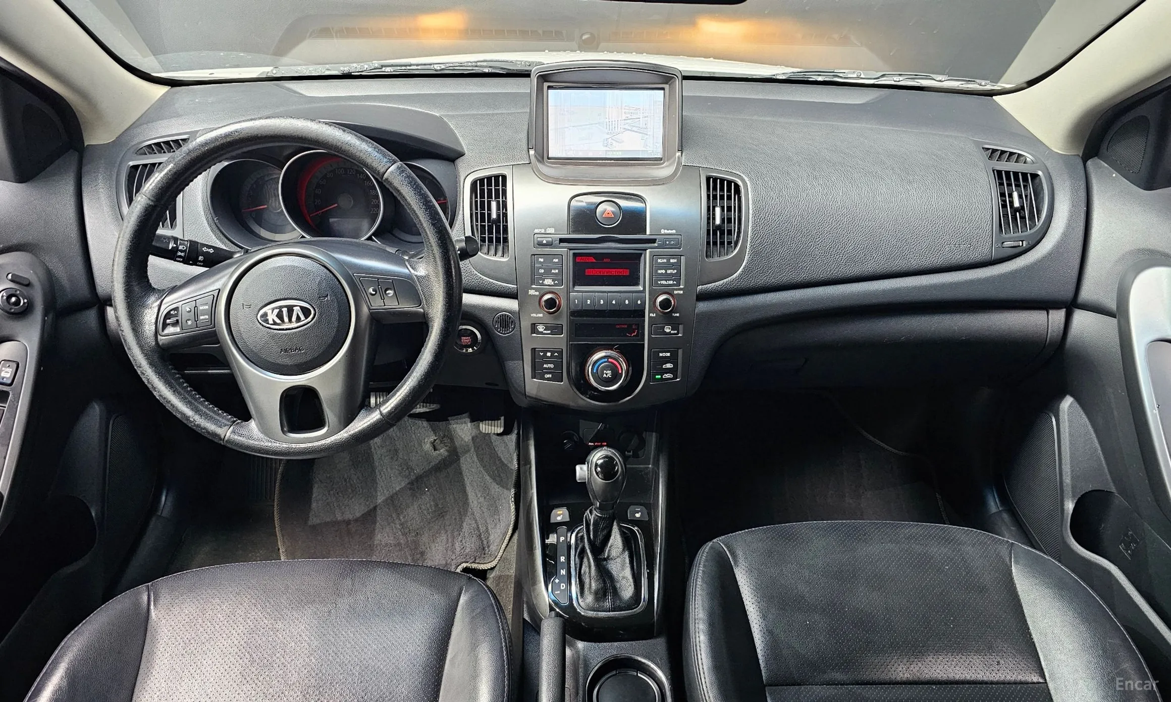 Kia Forte превью 4