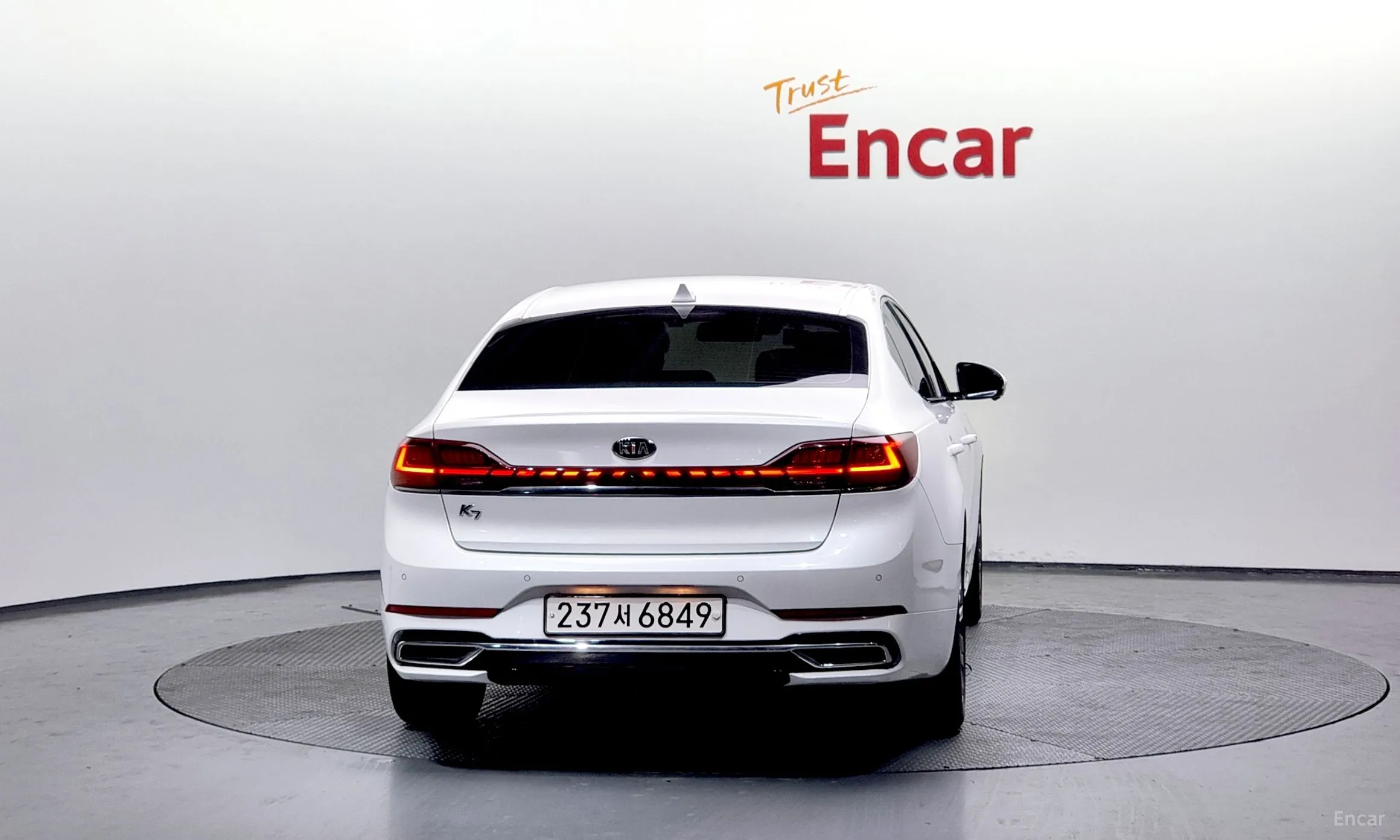 Kia K7 Premier превью 3