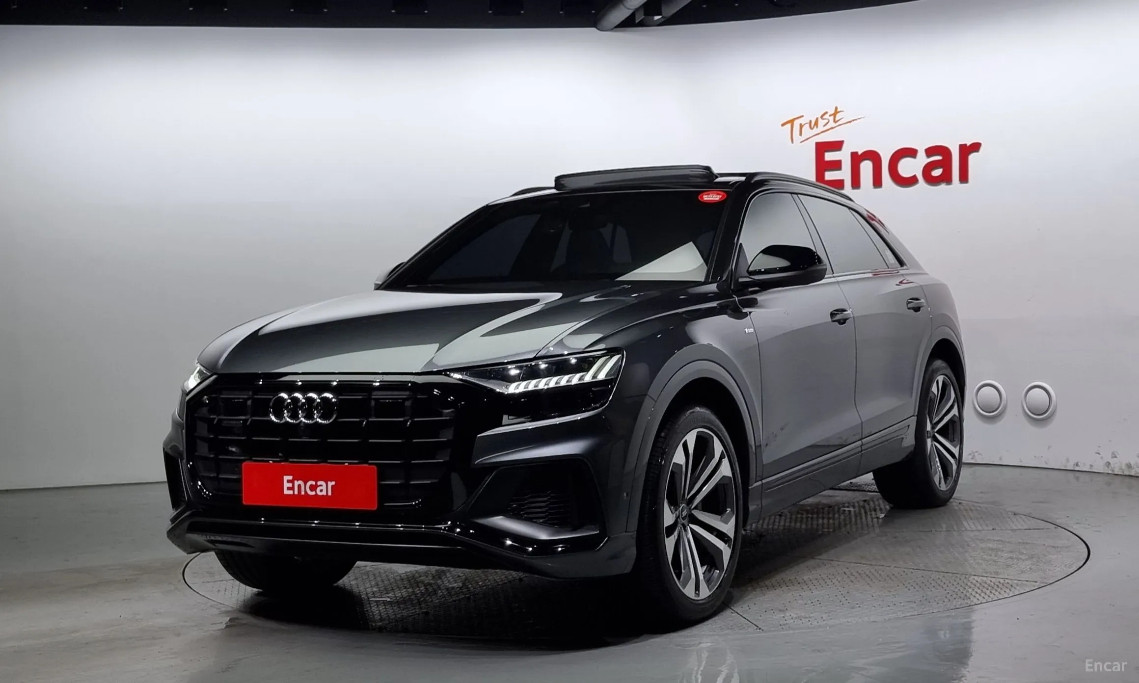 Audi Q8 (4M)