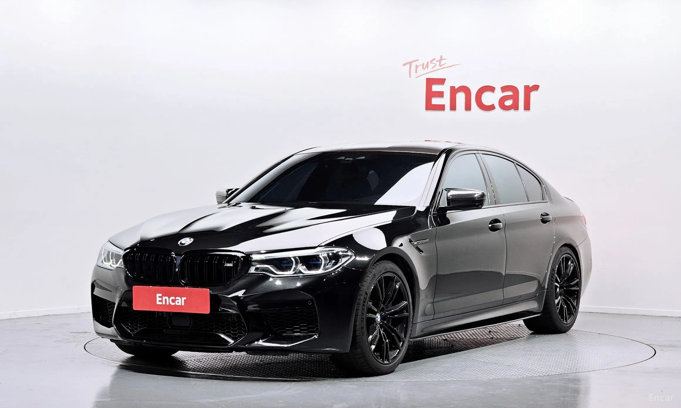 BMW M5 (F90)