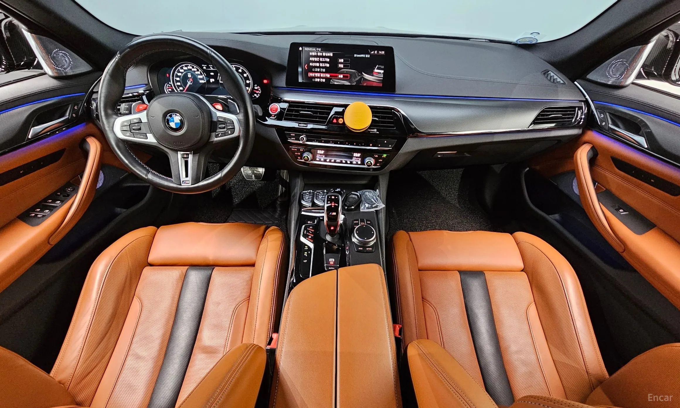 BMW M5 (F90) превью 4