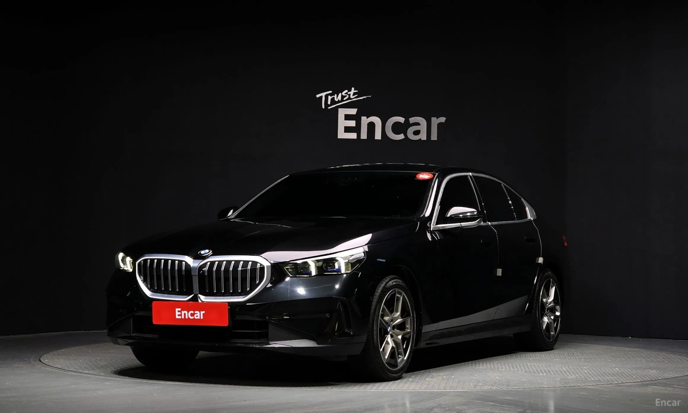 BMW 5 Series (G60)