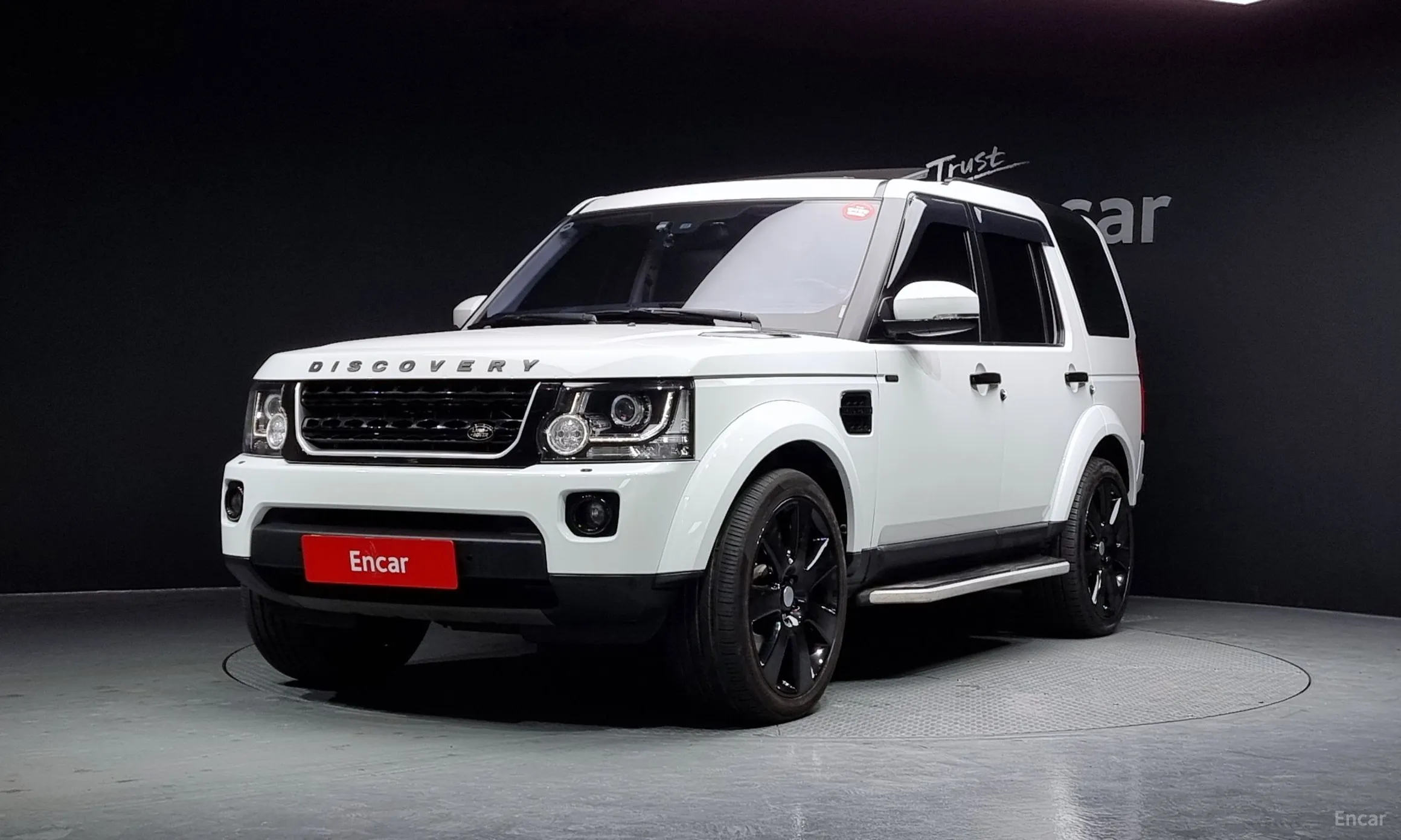 Land Rover Discovery 4