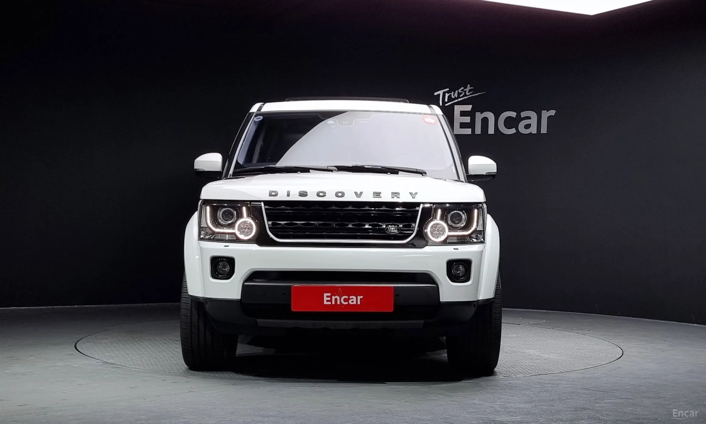 Land Rover Discovery 4