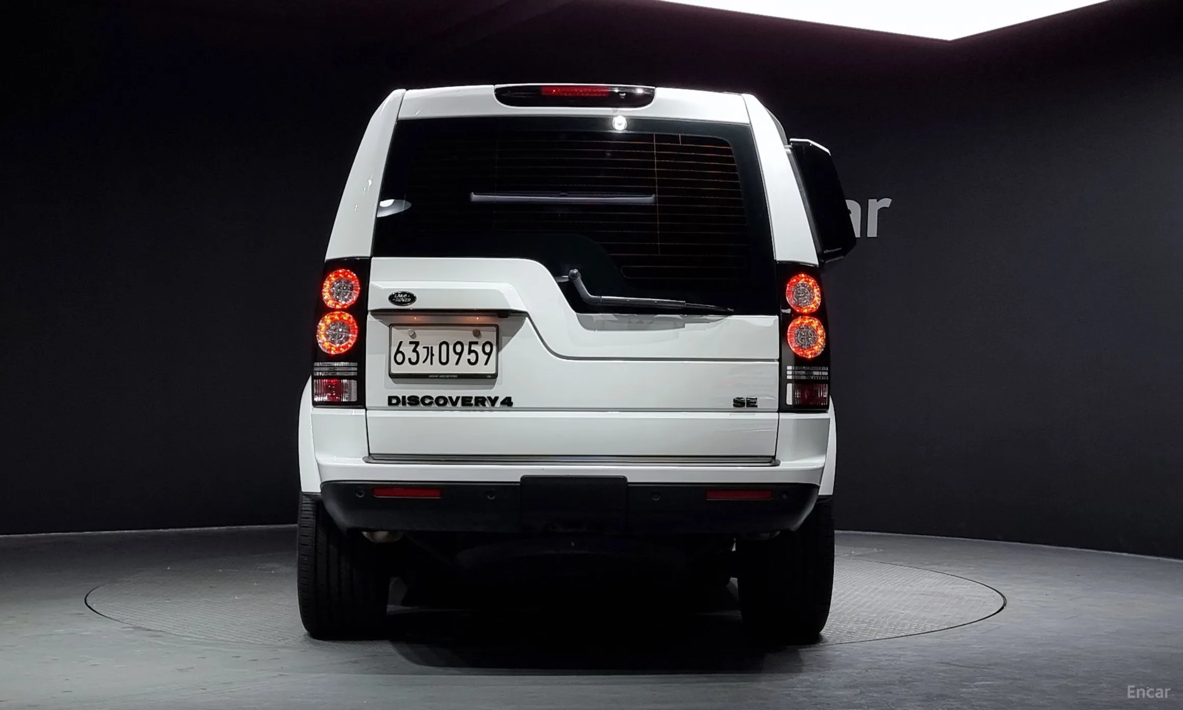 Land Rover Discovery 4 превью 3