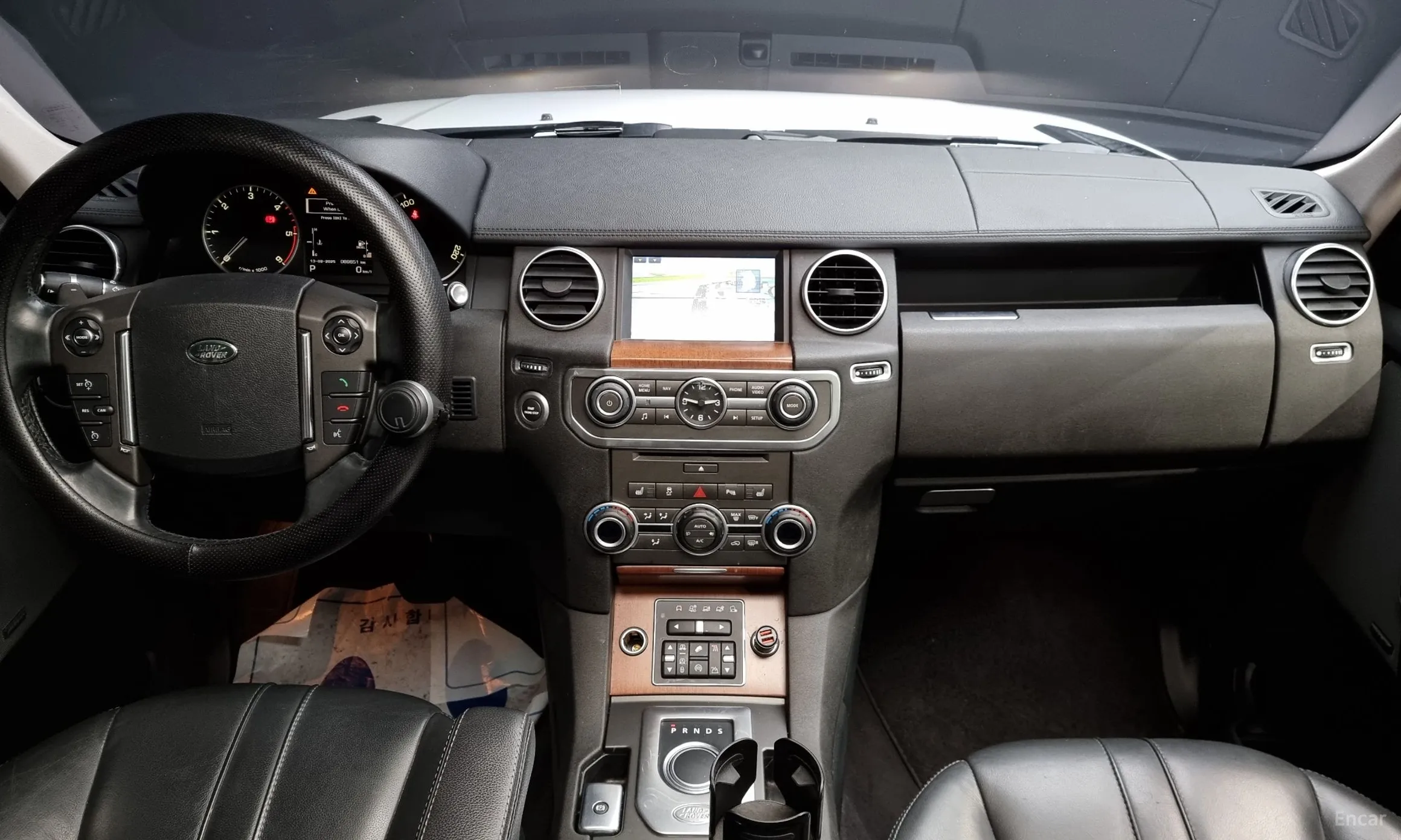 Land Rover Discovery 4 превью 4