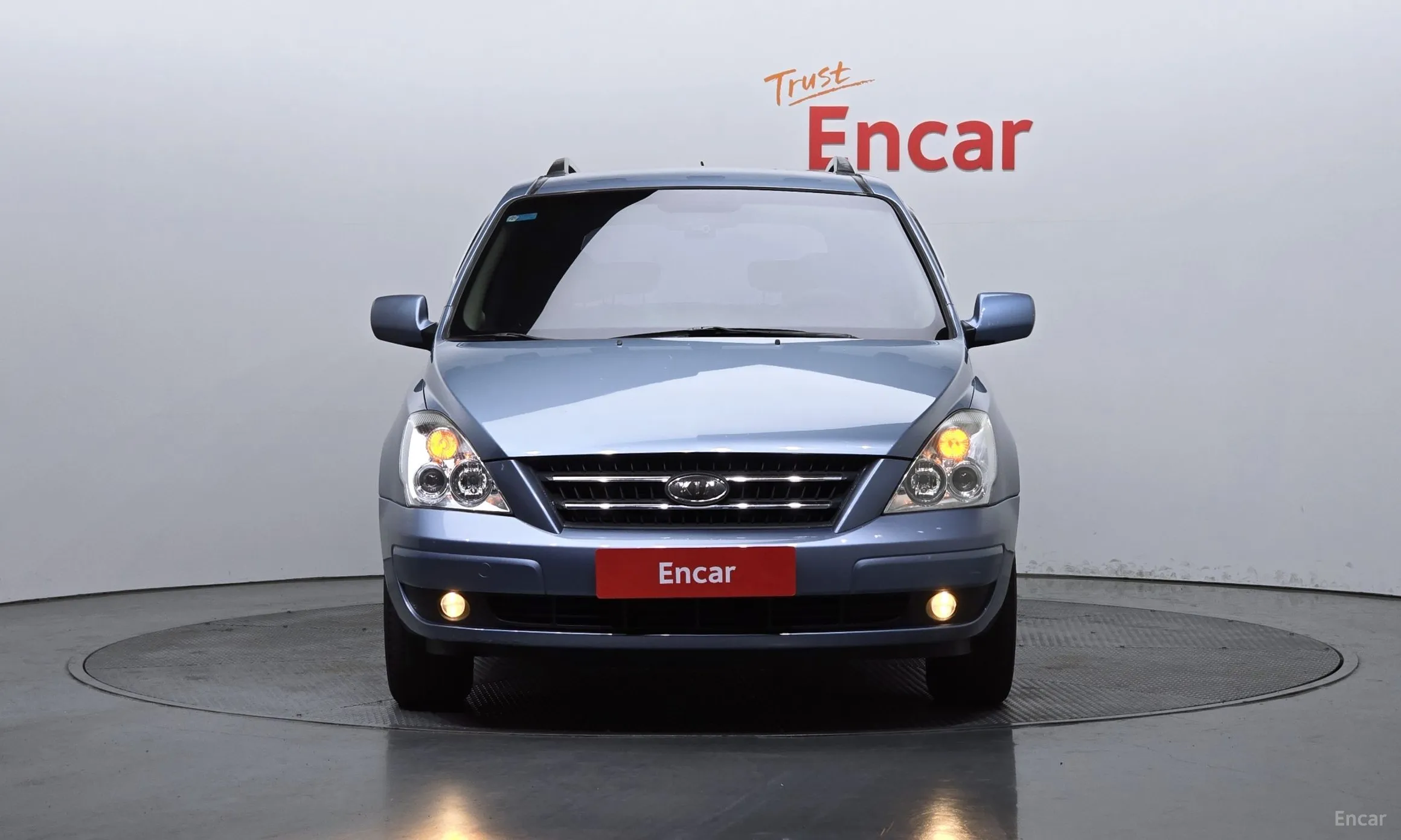 Kia New Carnival превью 2