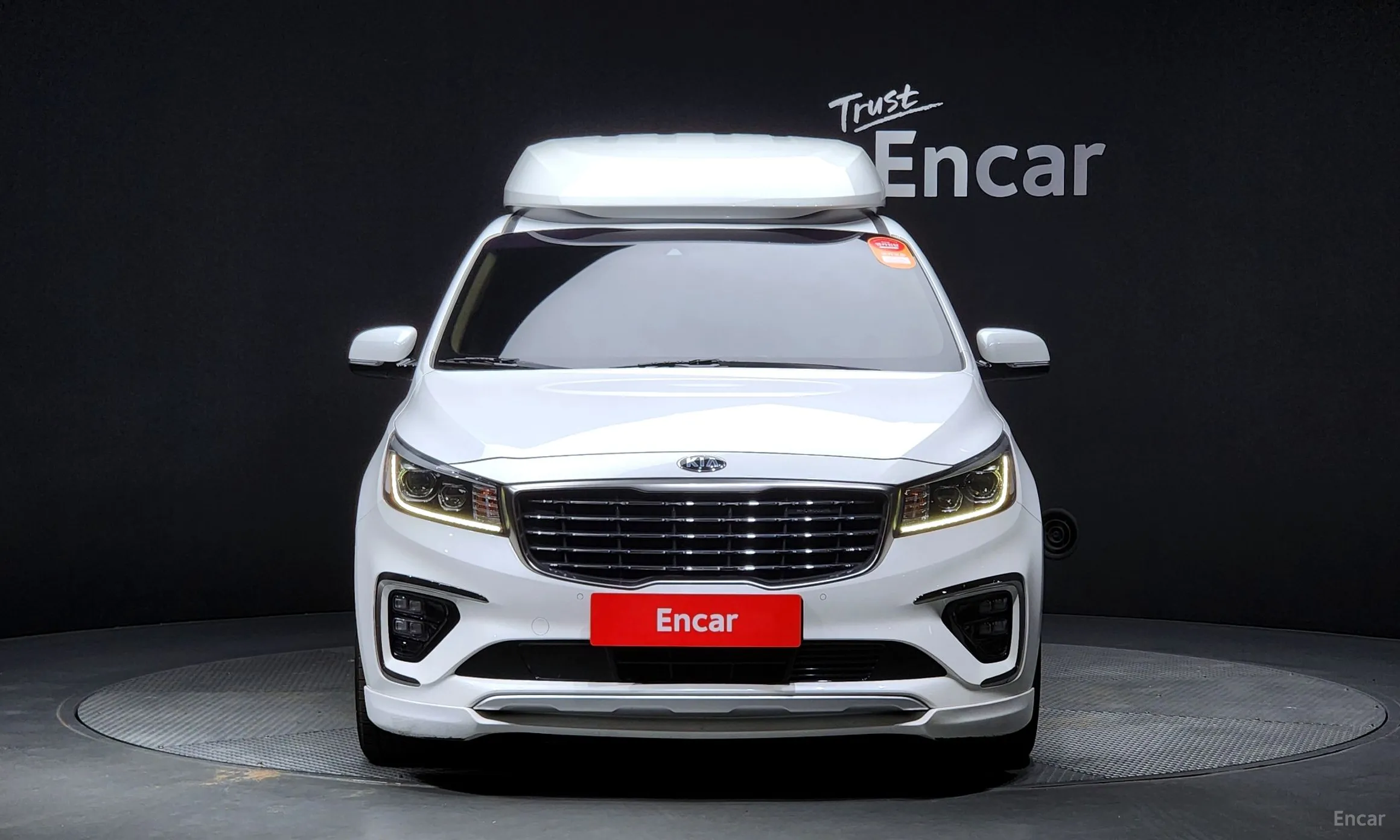Kia Carnival превью 2