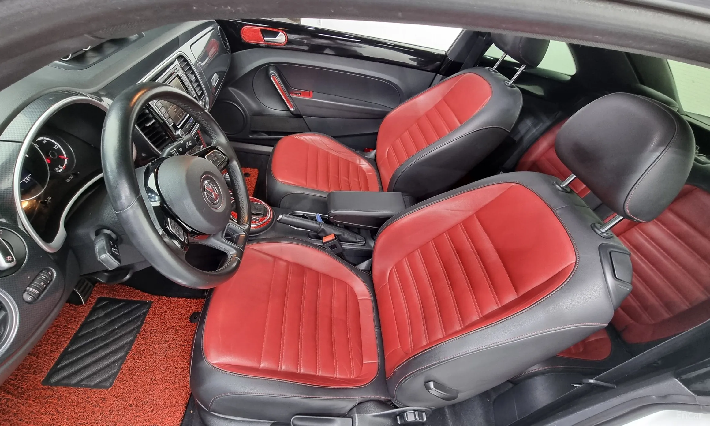 Volkswagen The Beetle превью 4