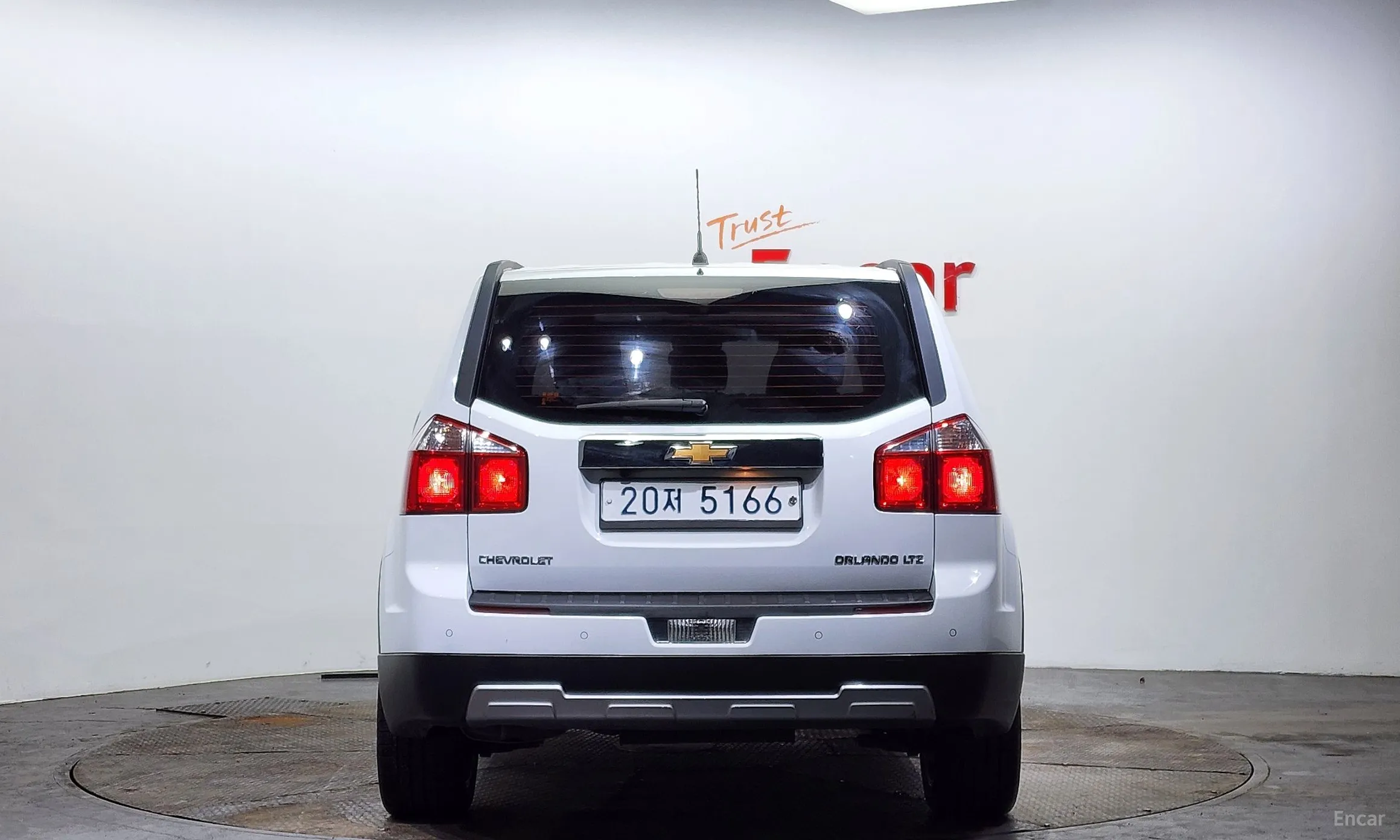 Chevrolet (GM Daewoo) Orlando превью 3