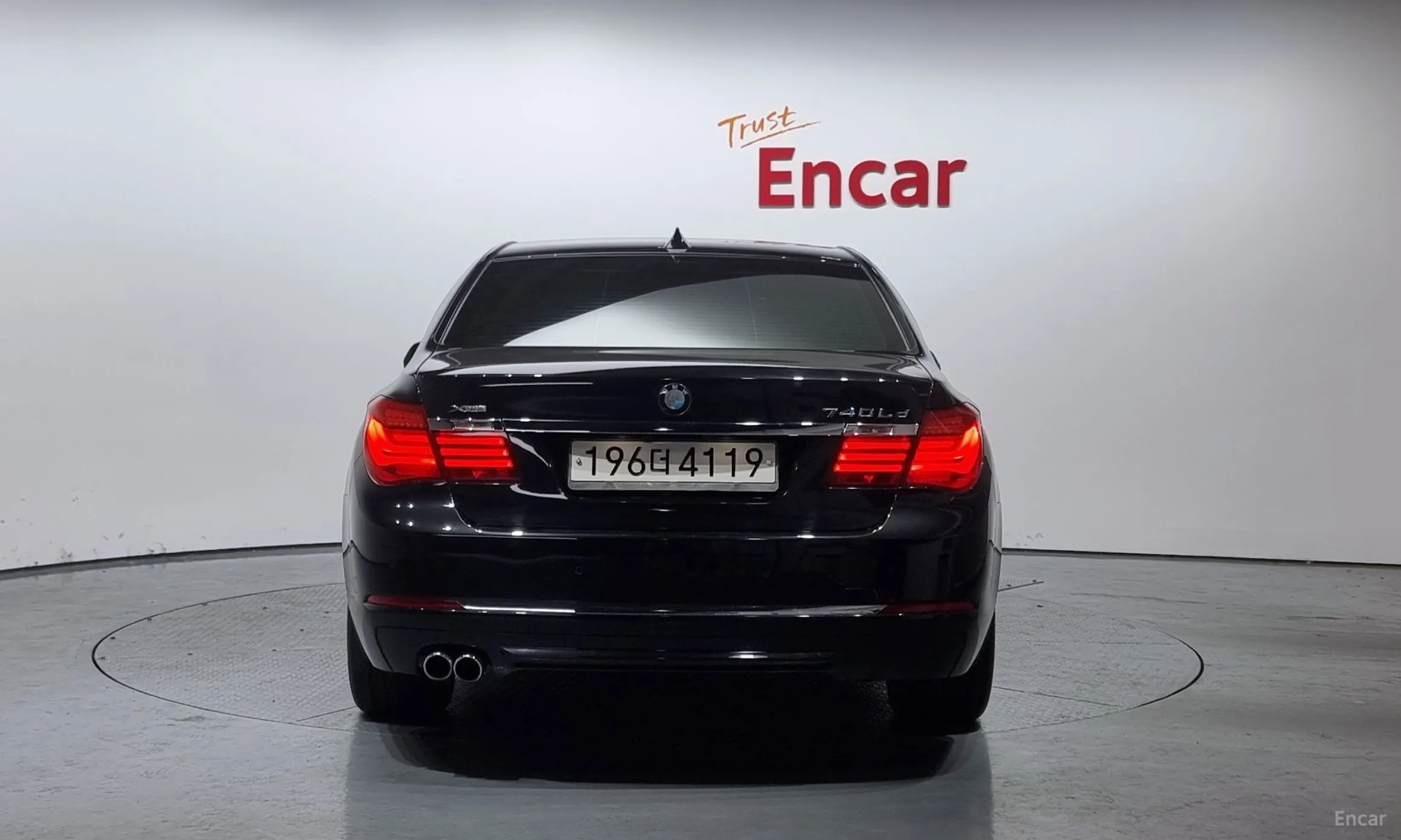 BMW 7 Series (F01) превью 3