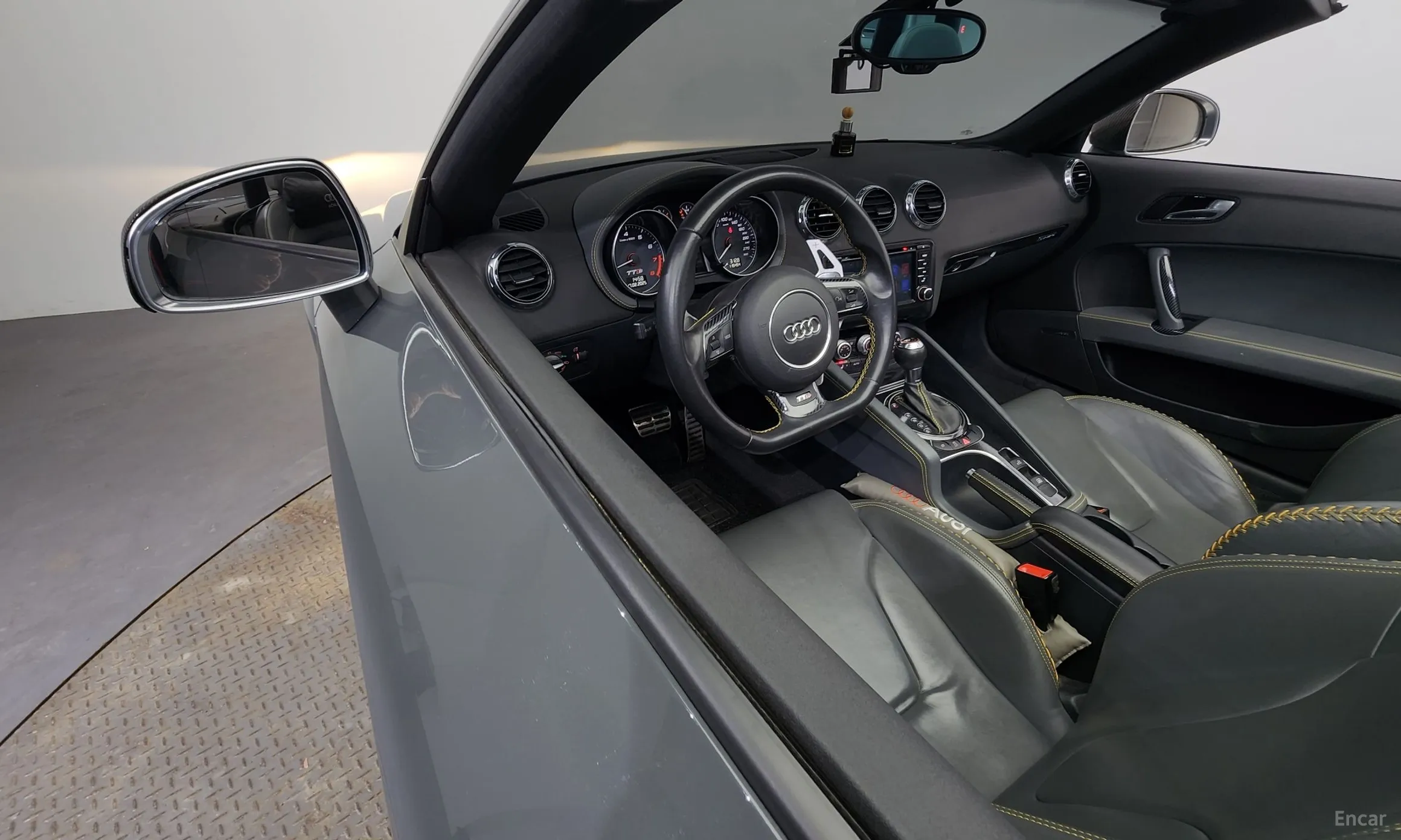 Audi TTS превью 4
