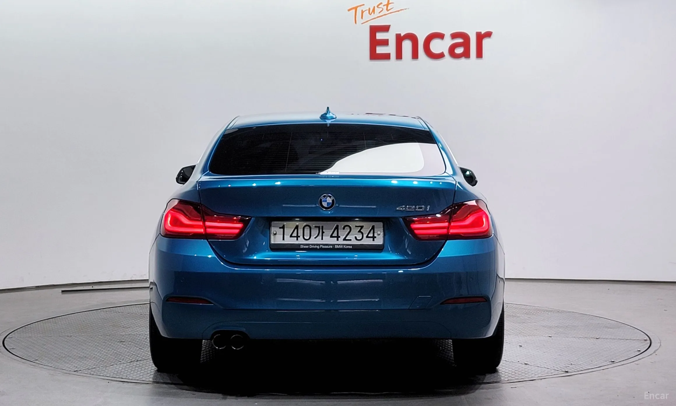 BMW Series 4 (F32) превью 3