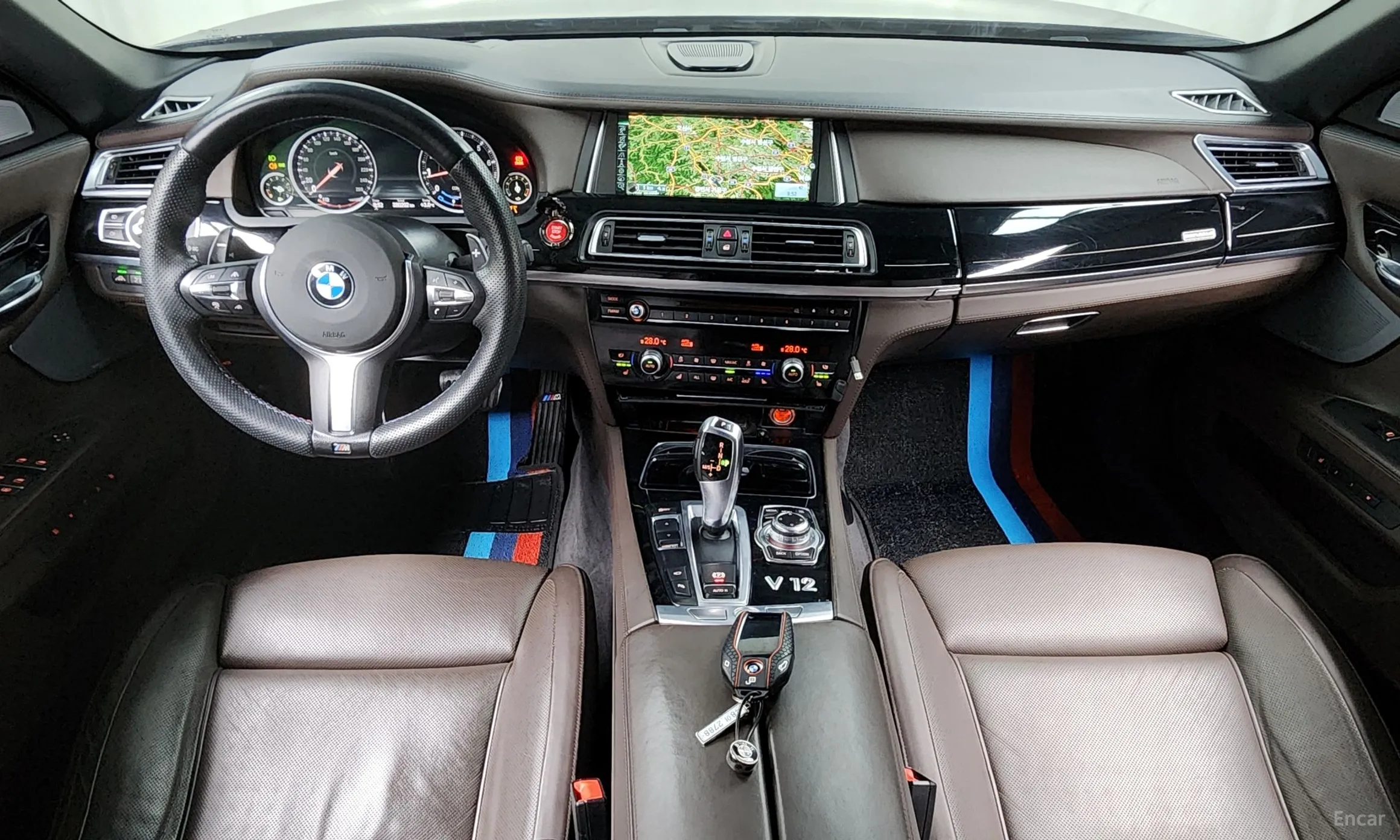 BMW 7 Series (F01) превью 4