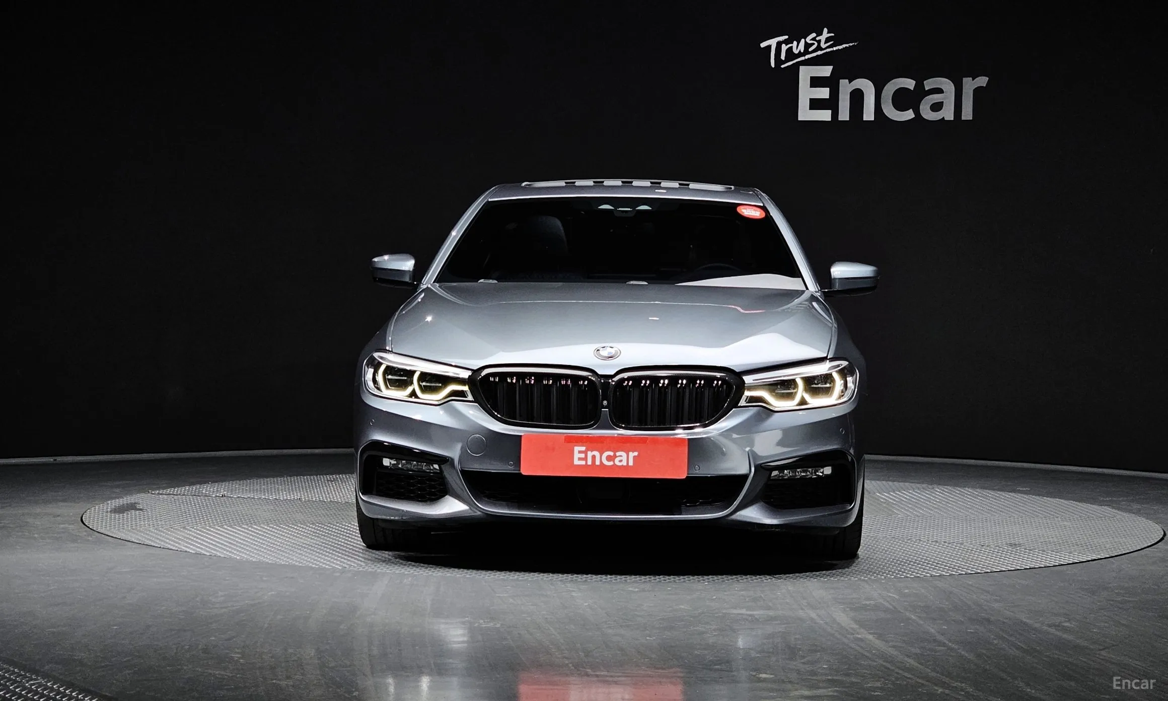 BMW 5 Series (G30)