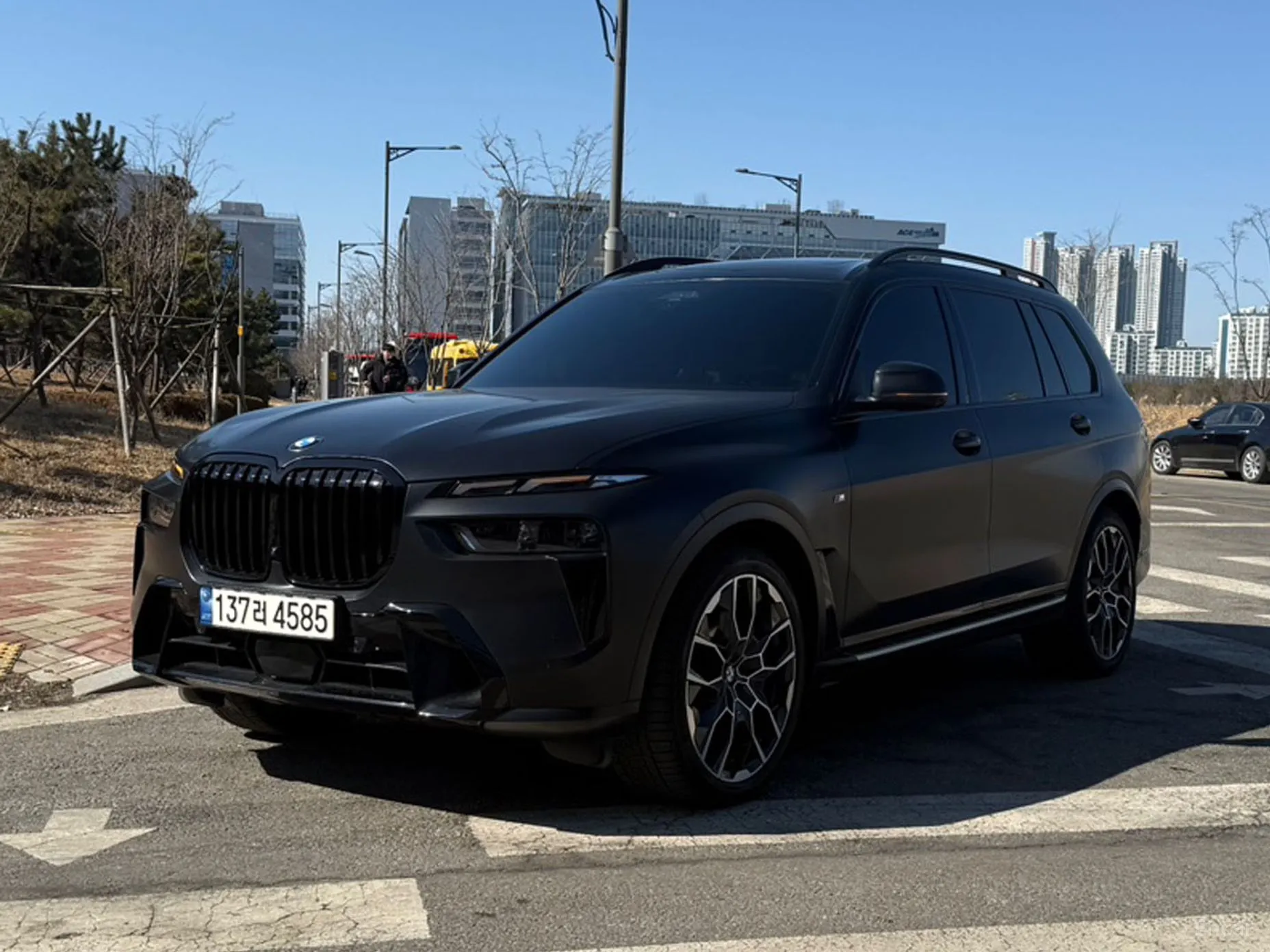 BMW X7 (G07) превью 3