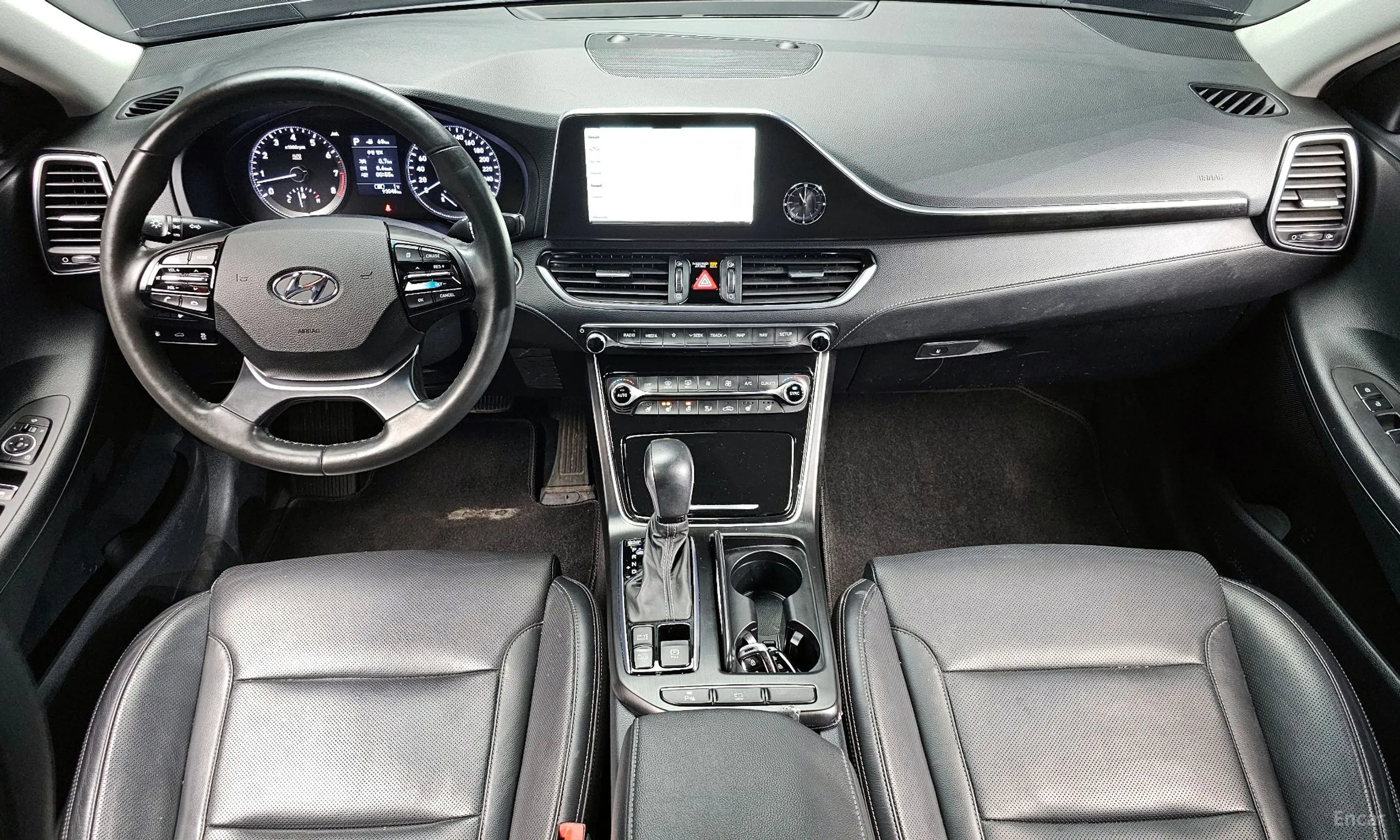 Hyundai Grandeur IG превью 4