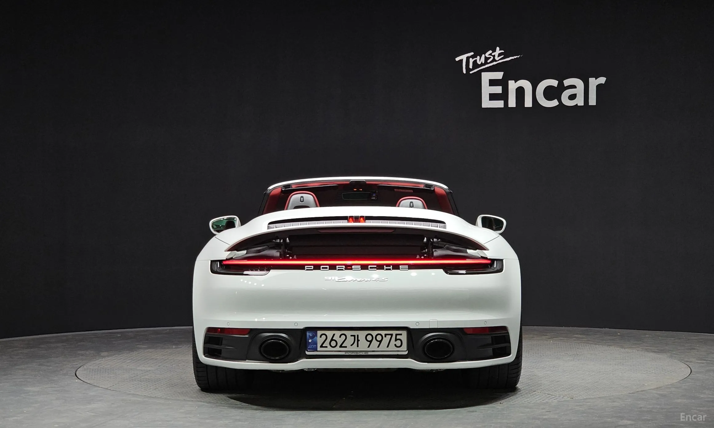 Porsche 911 (992) превью 3