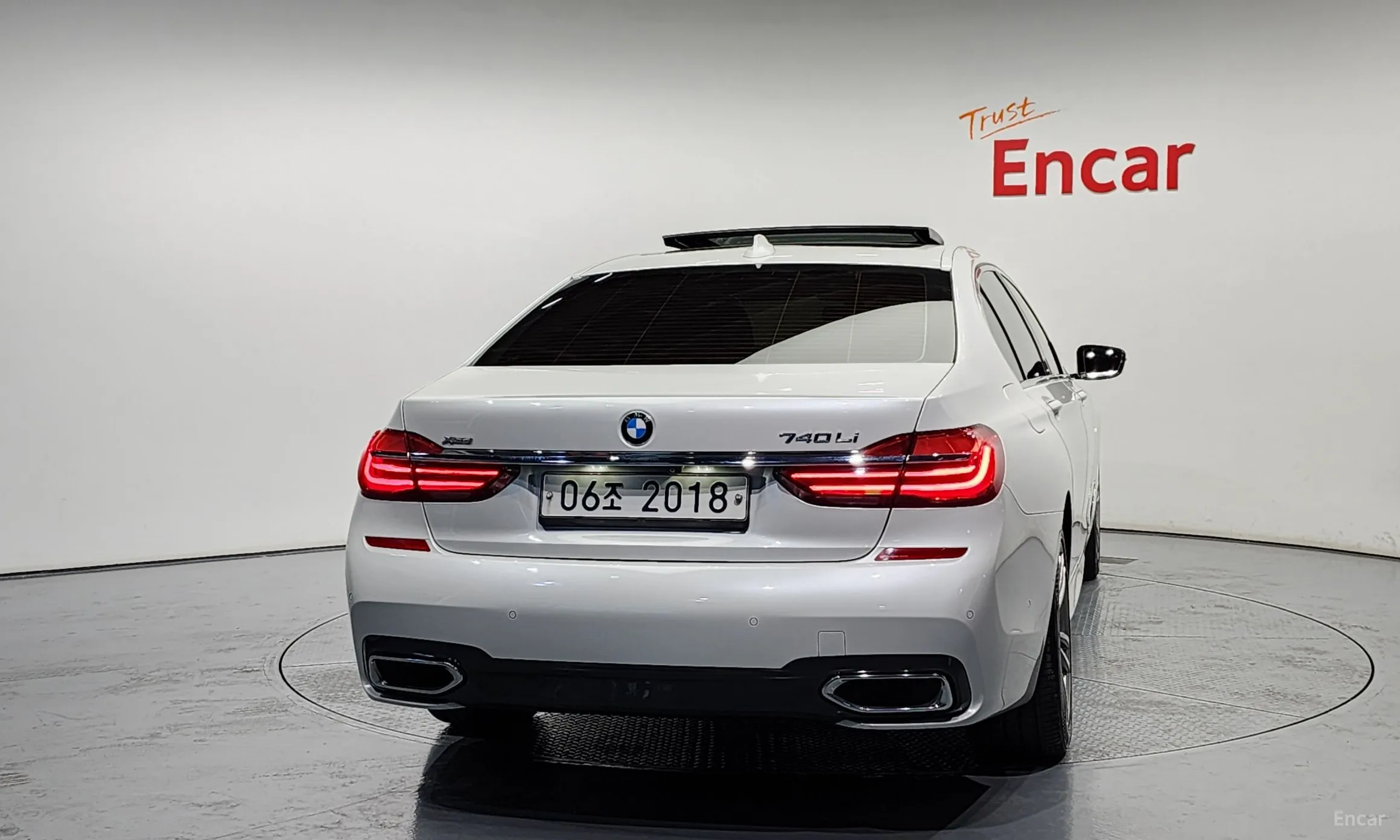 BMW 7 Series (G11) превью 3