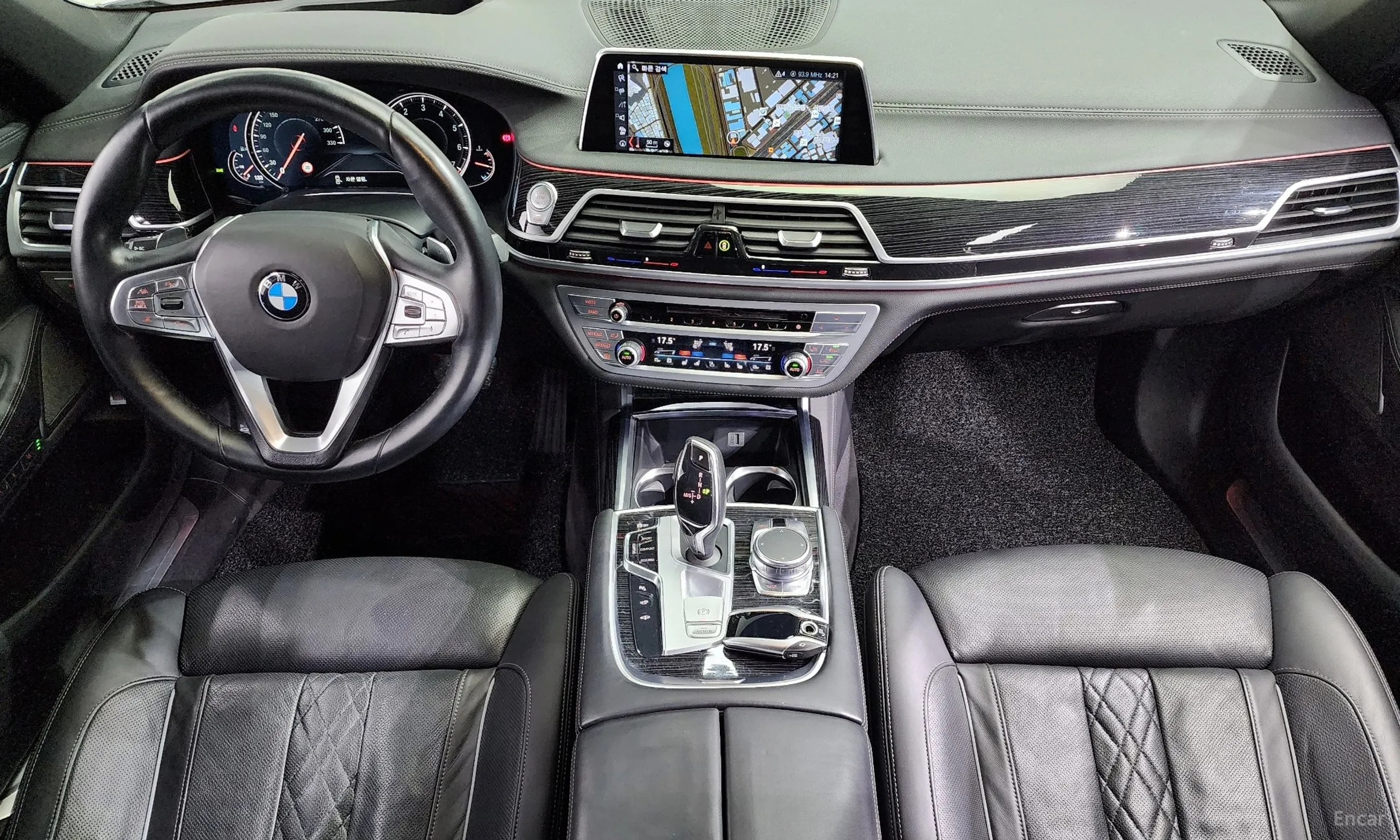 BMW 7 Series (G11) превью 4