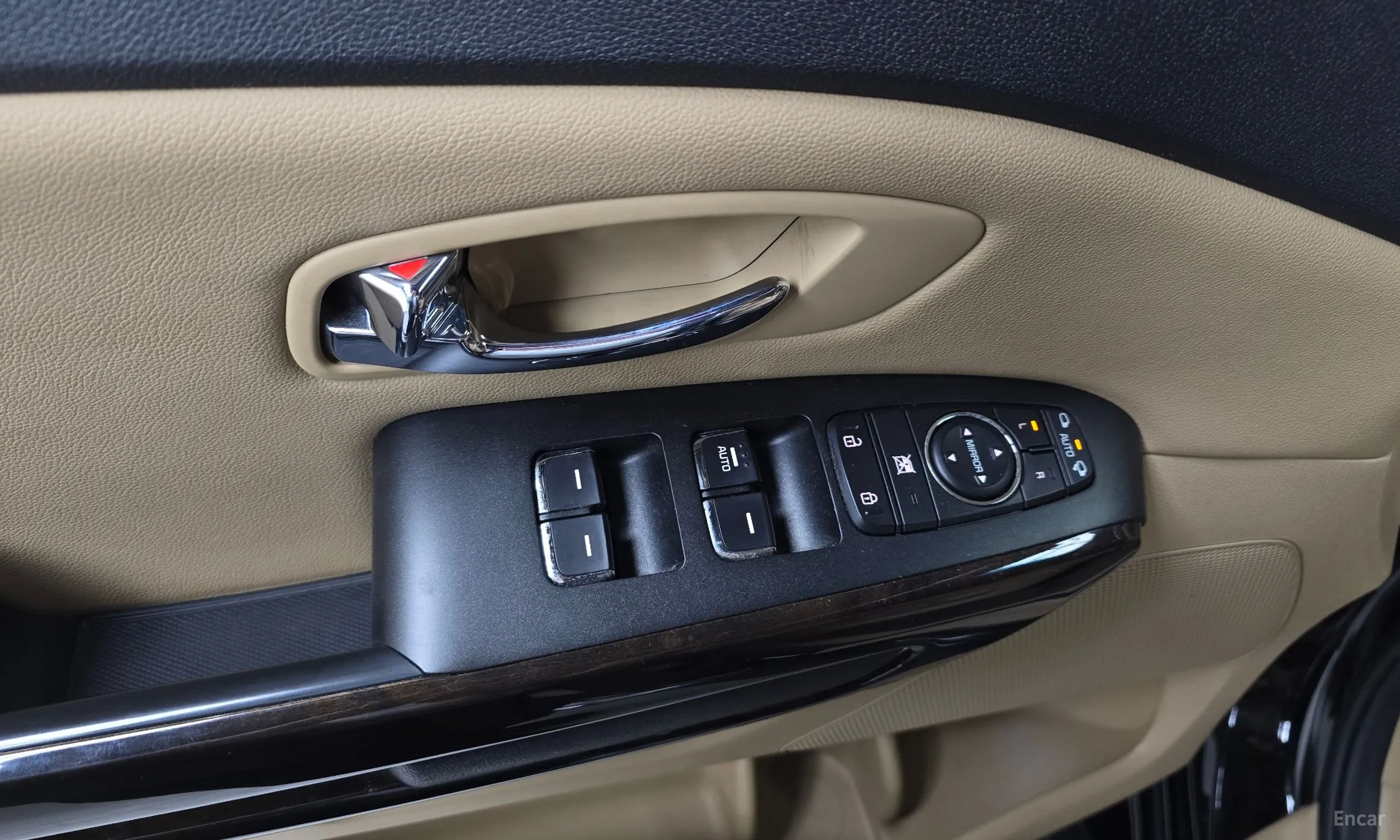 Kia Carnival превью 16