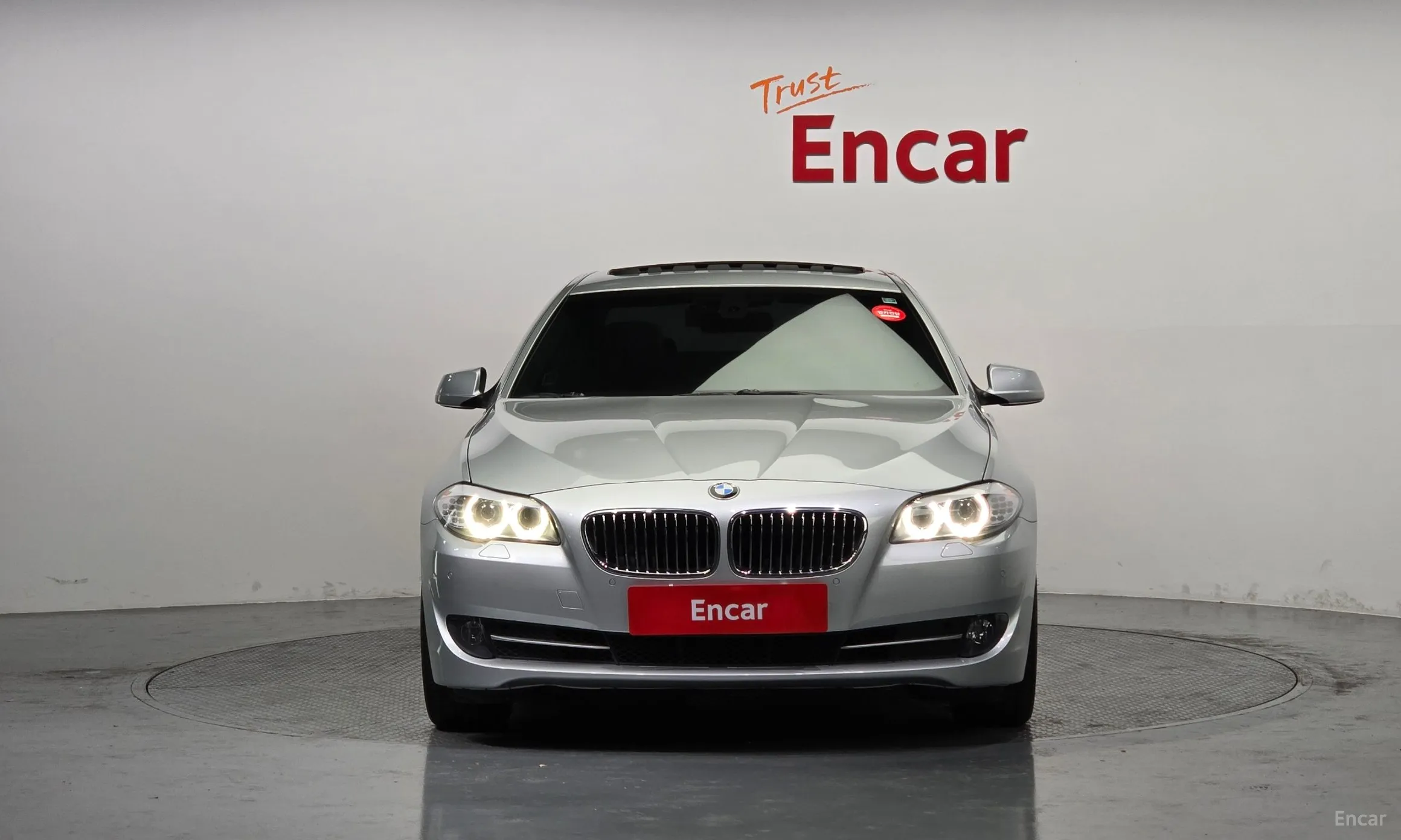 BMW 5 Series (F10) превью 2