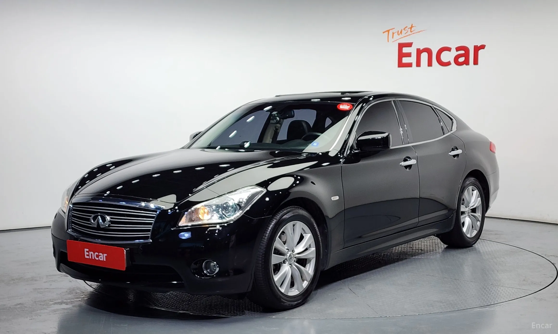 Infiniti M37