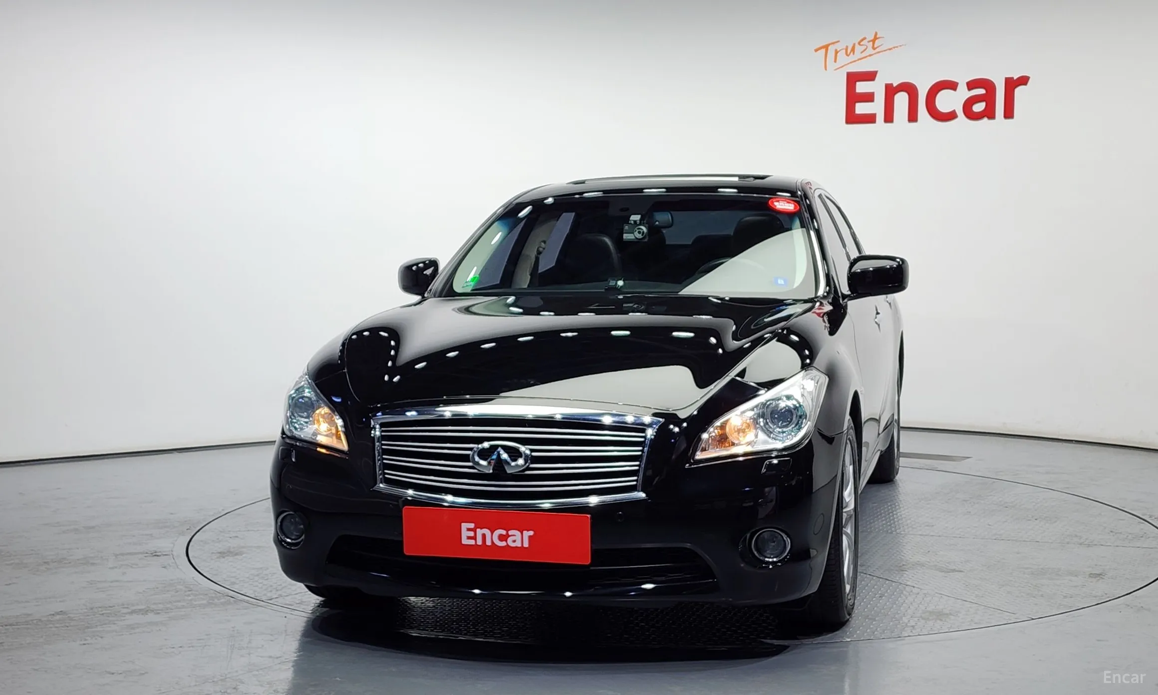 Infiniti M37 превью 3