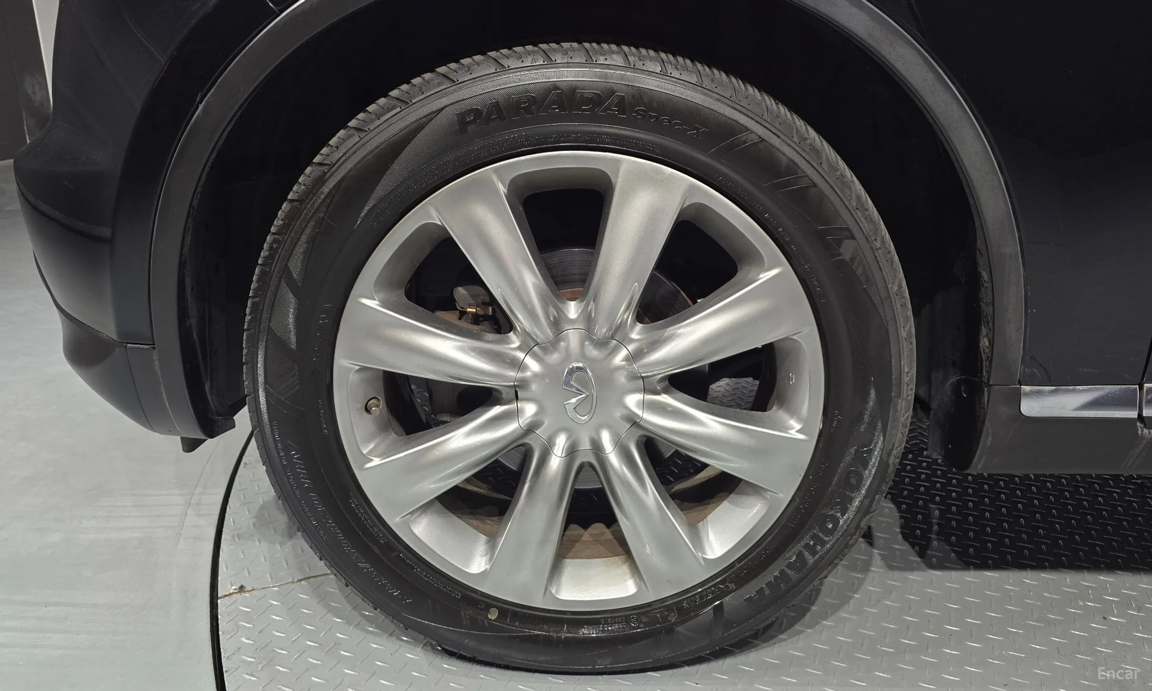 Infiniti FX45 превью 5