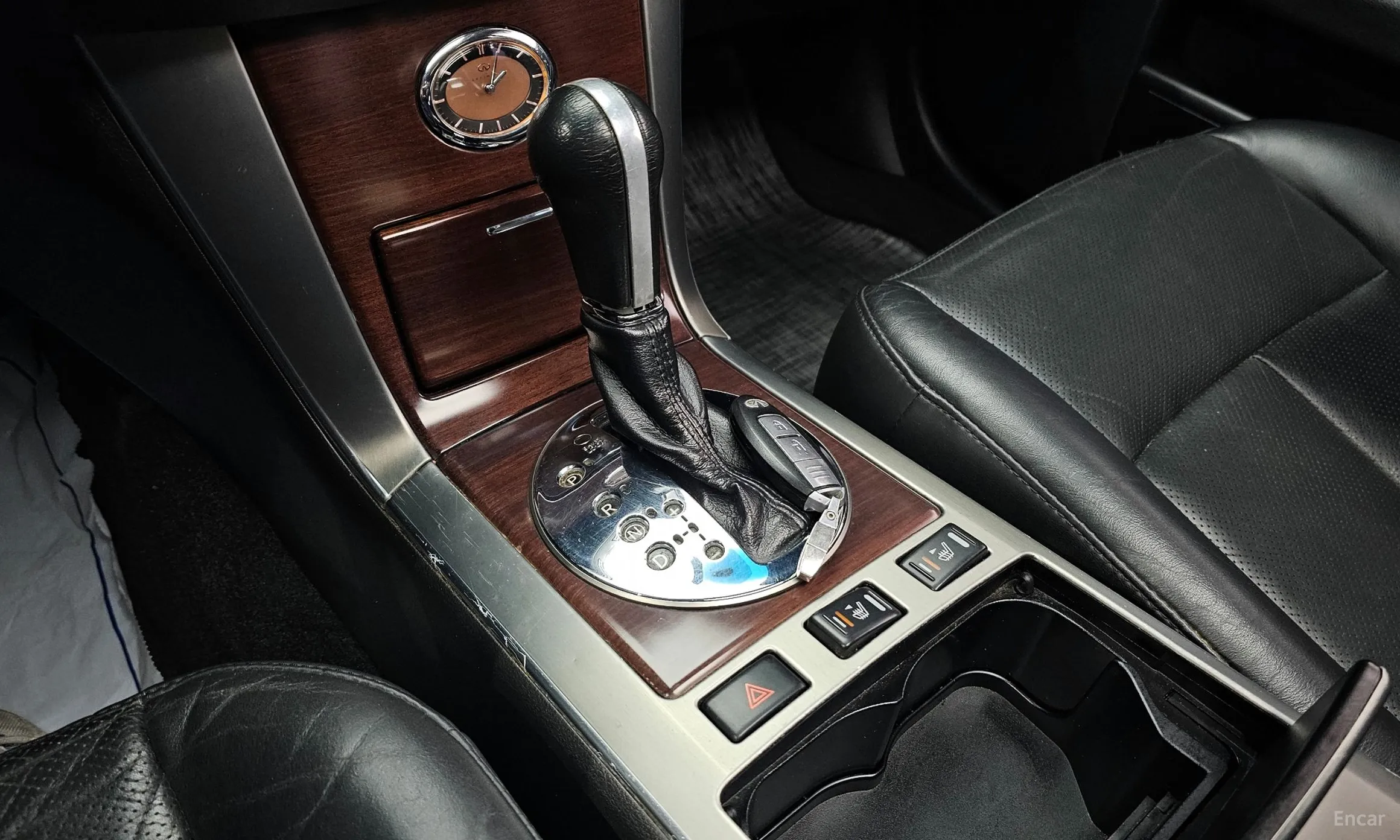 Infiniti FX45 превью 9