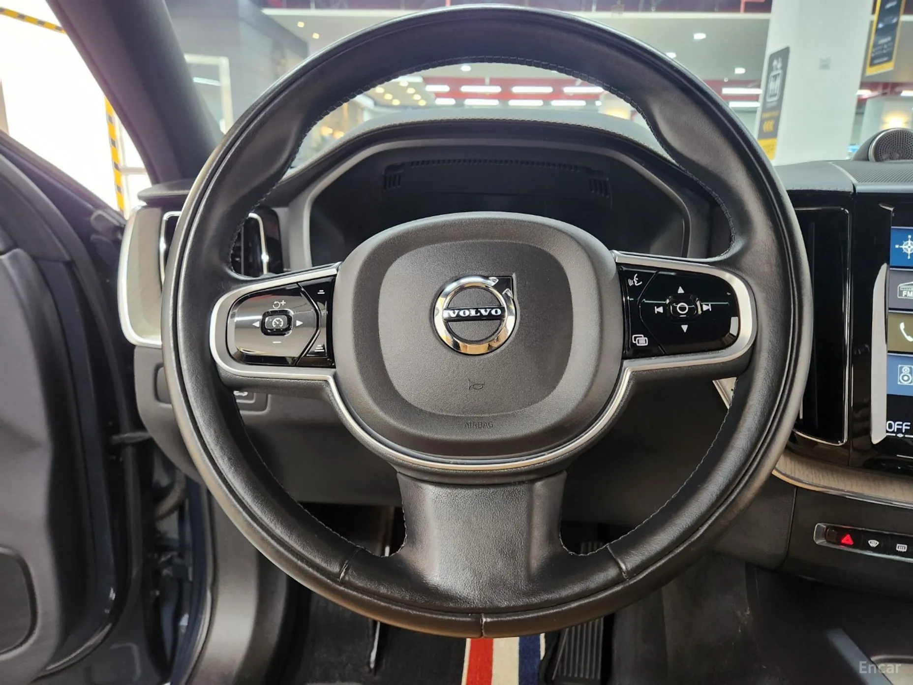 Volvo XC60 Gen 2 превью 14