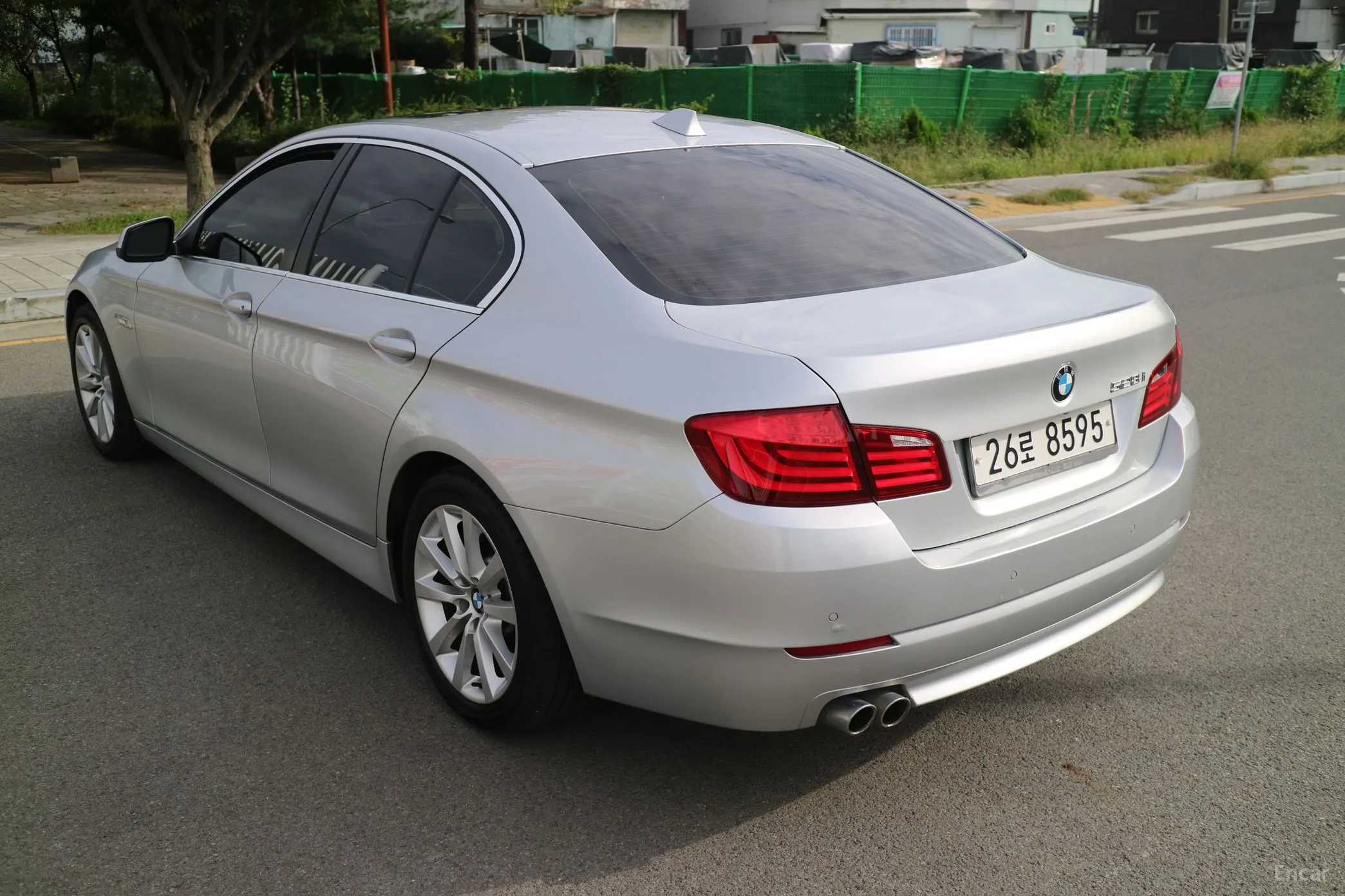 BMW 5 Series (F10) превью 3