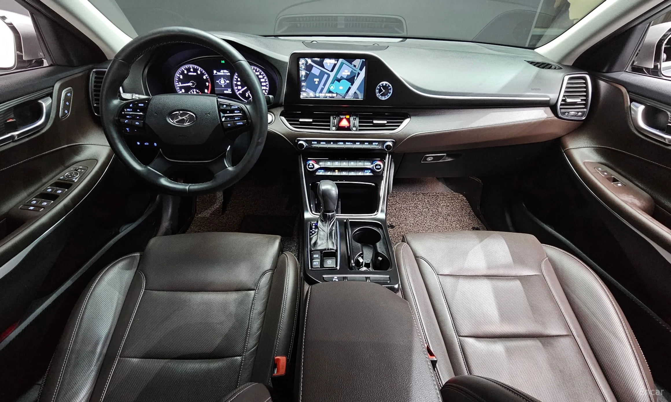 Hyundai Grandeur IG превью 4