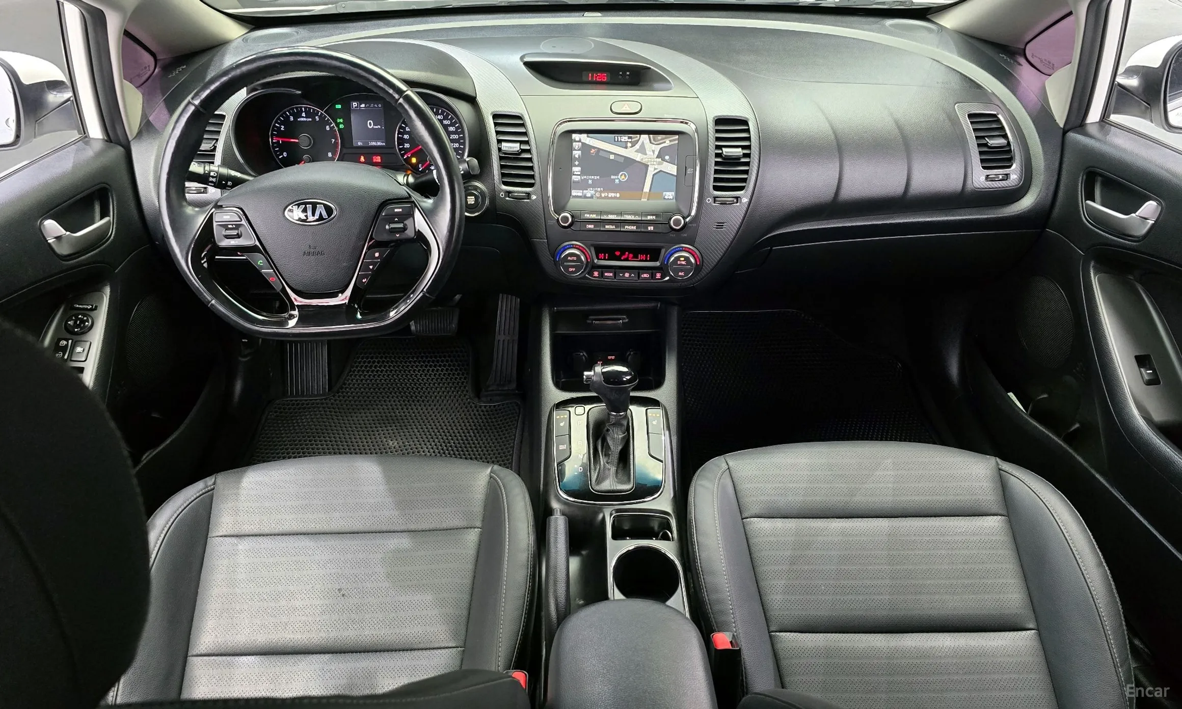 Kia K3 превью 4