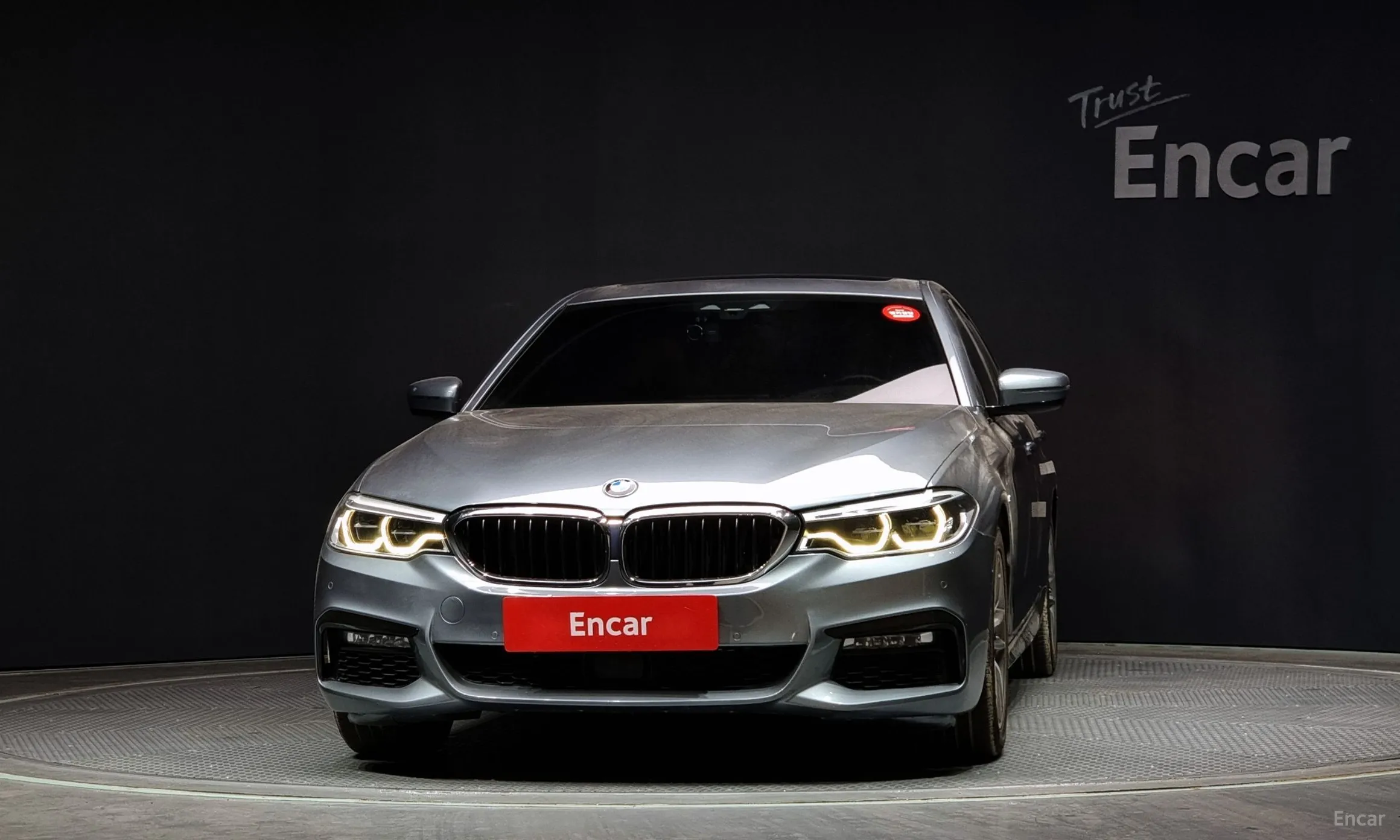 BMW 5 Series (G30)