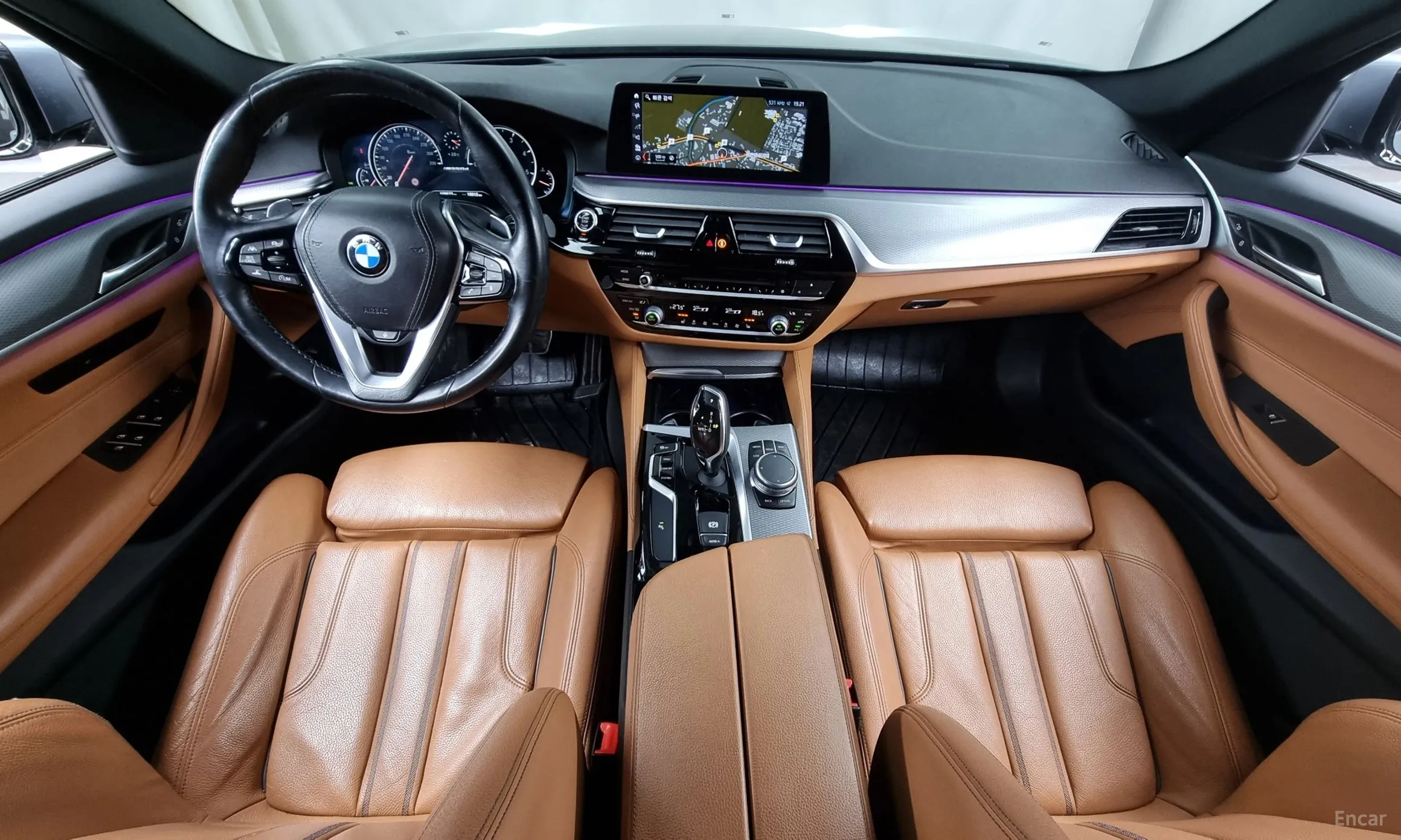 BMW 5 Series (G30) превью 4
