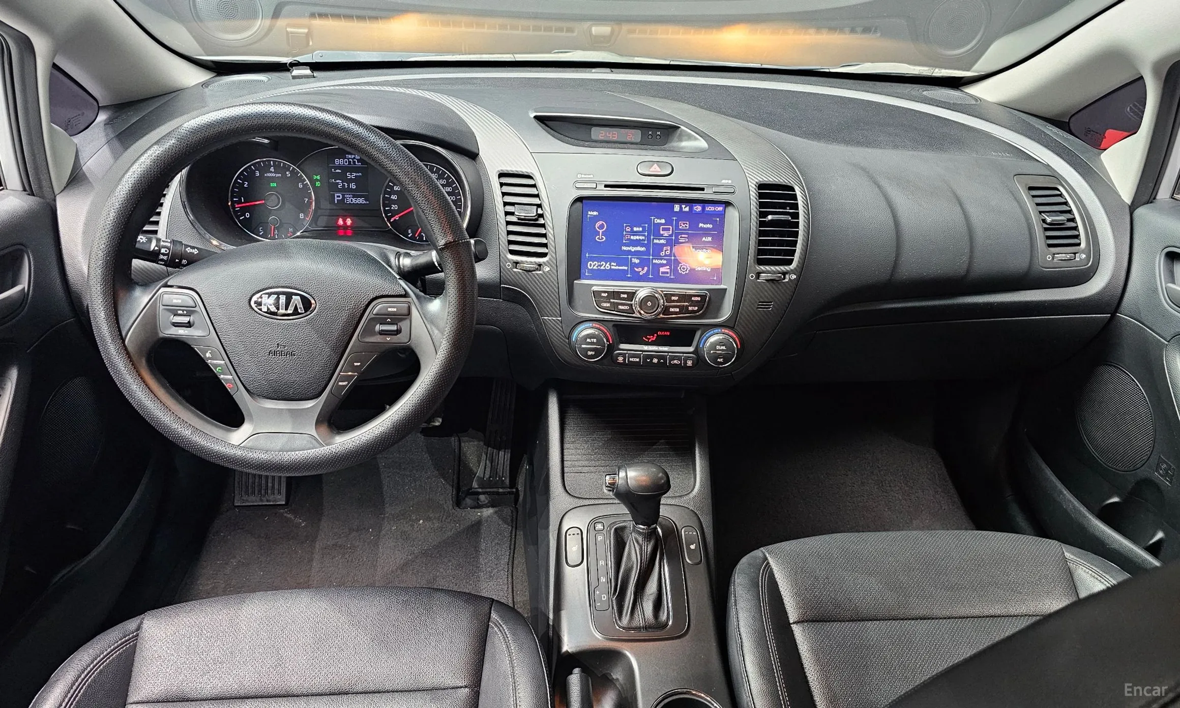 Kia K3 превью 4