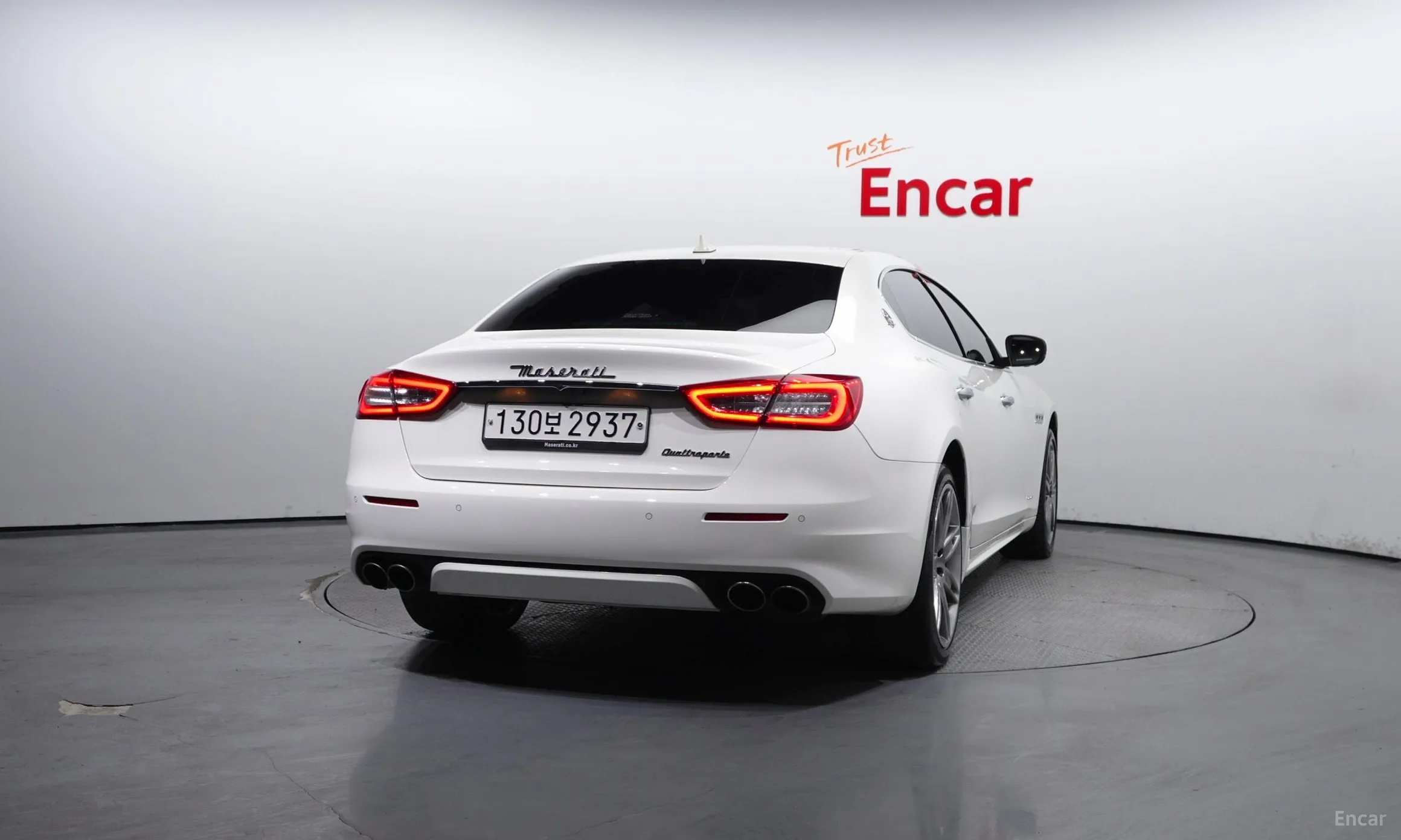 Maserati Quattroporte превью 4