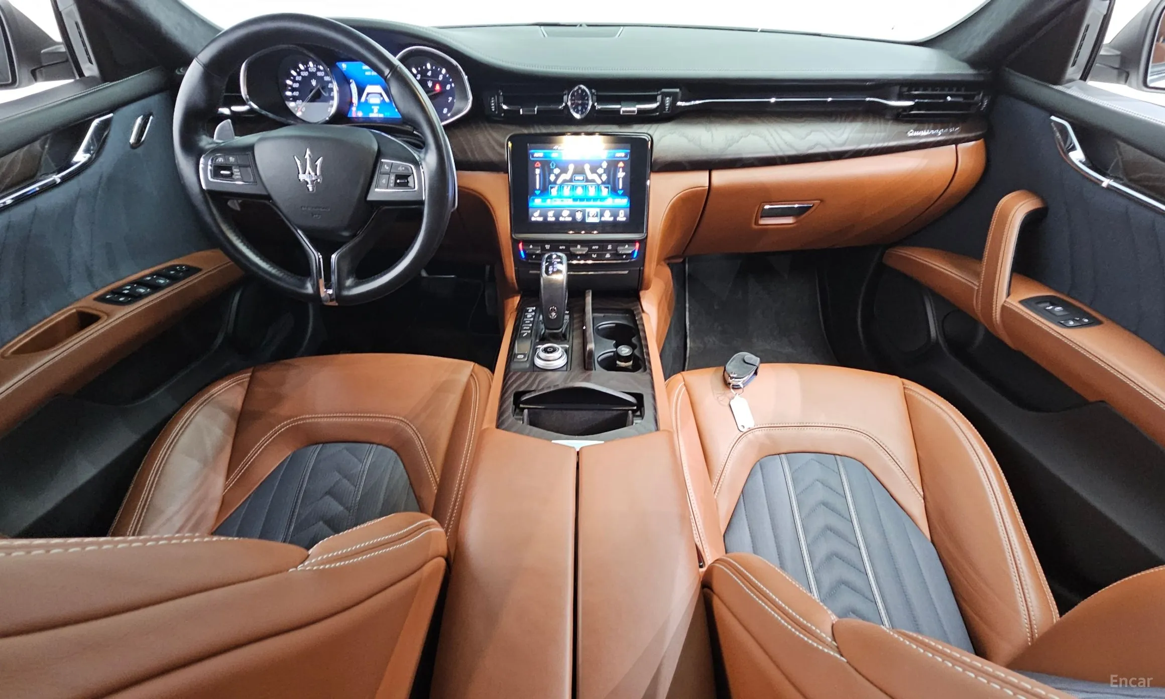 Maserati Quattroporte превью 7