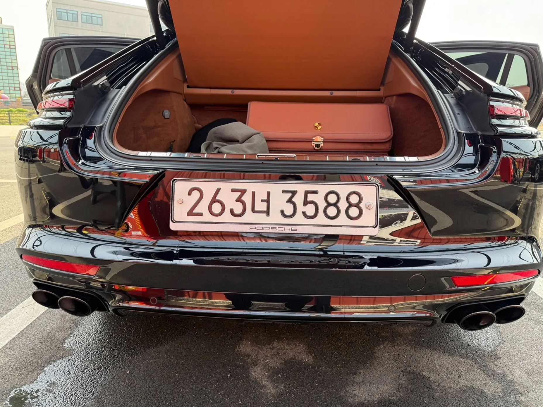 Porsche Panamera (971) превью 3