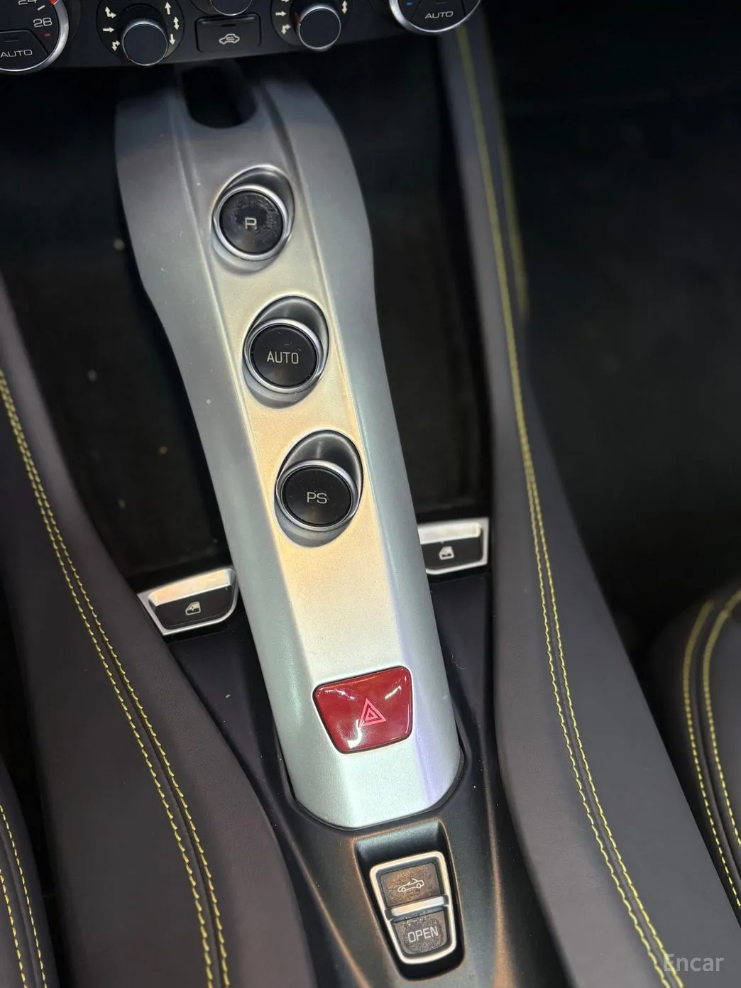 Ferrari California превью 15