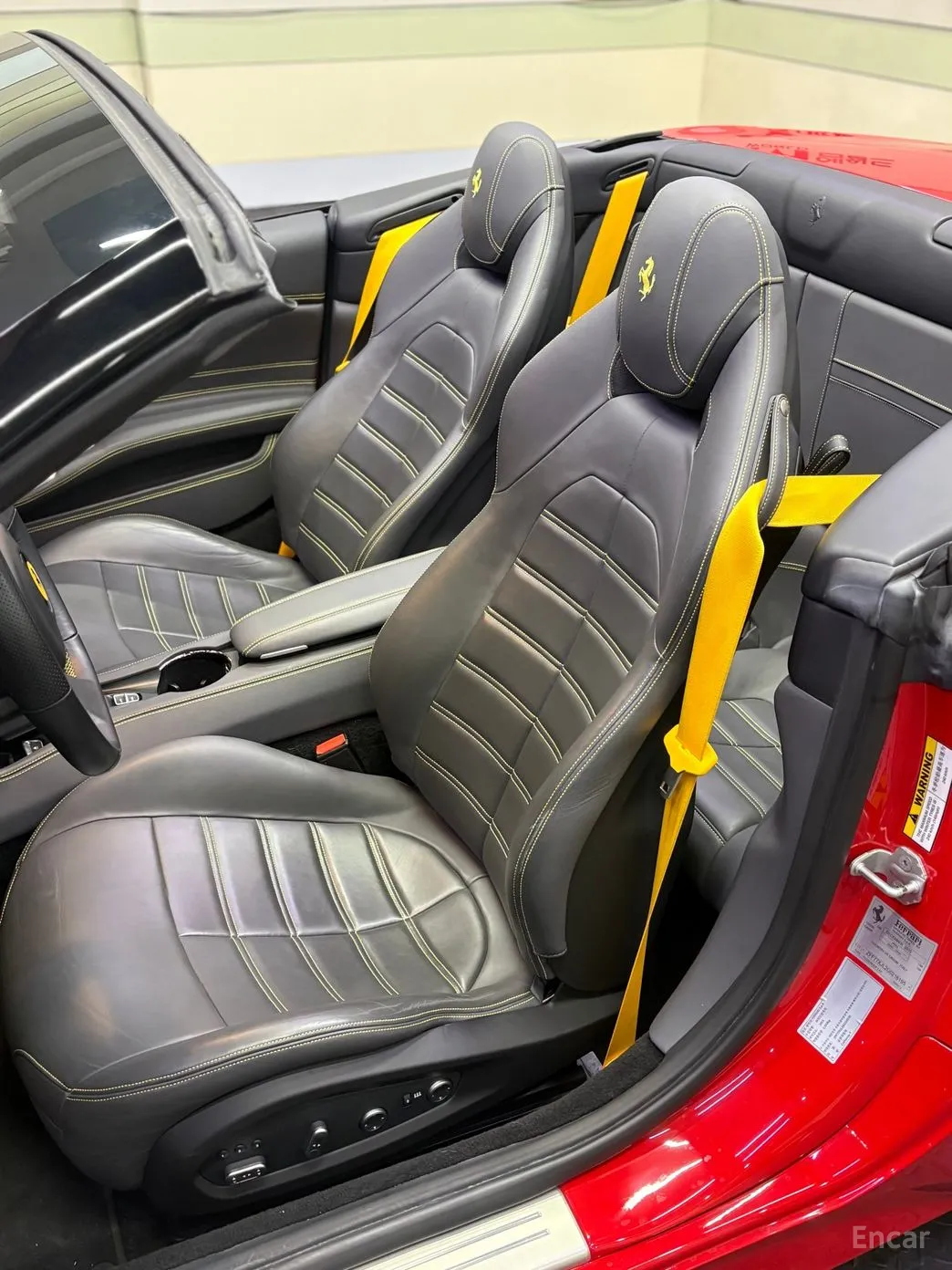Ferrari California превью 18