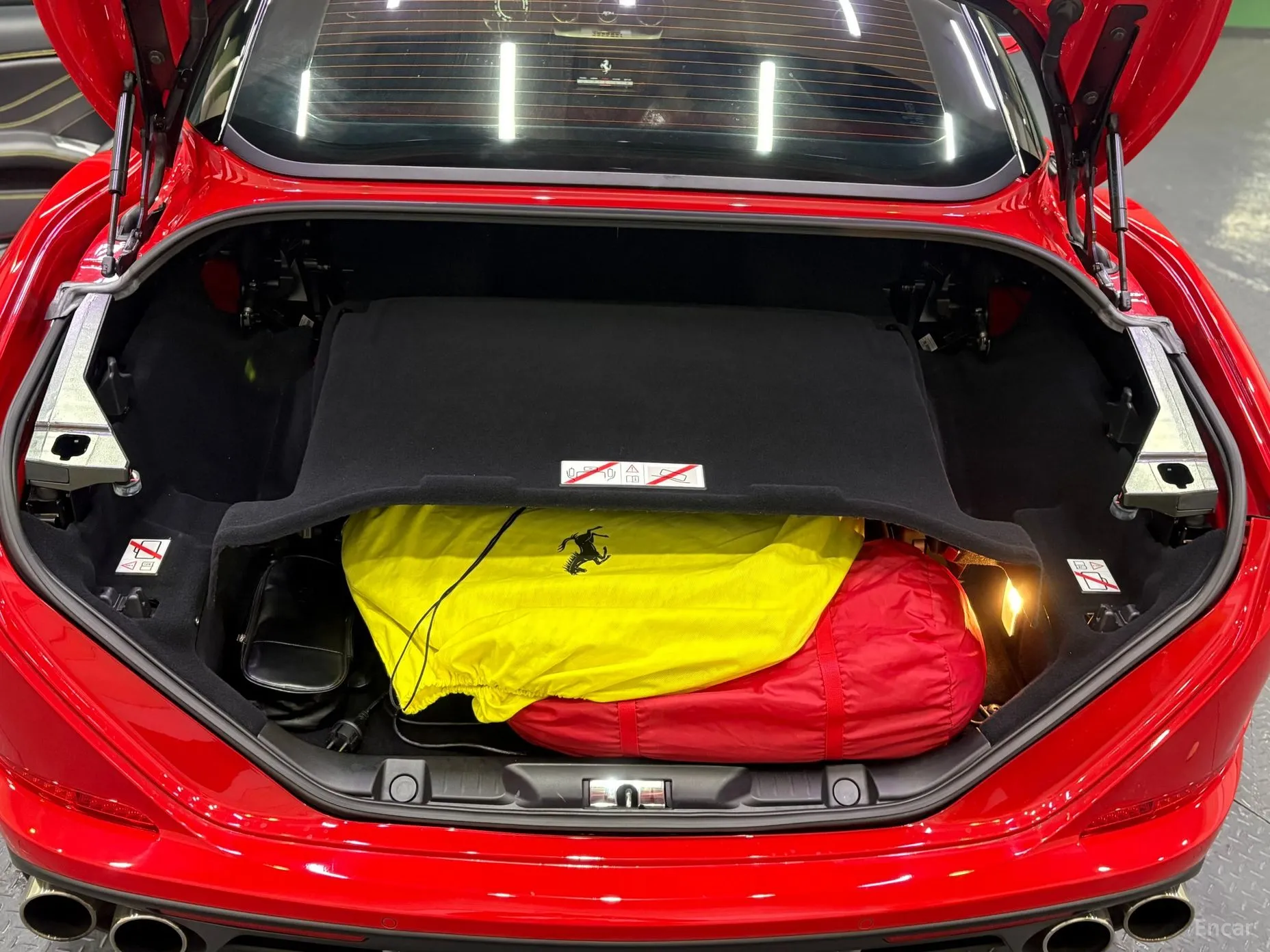 Ferrari California превью 7