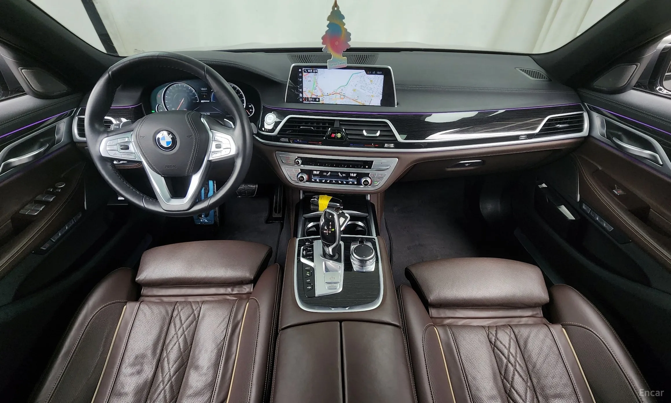 BMW 7 Series (G11) превью 4