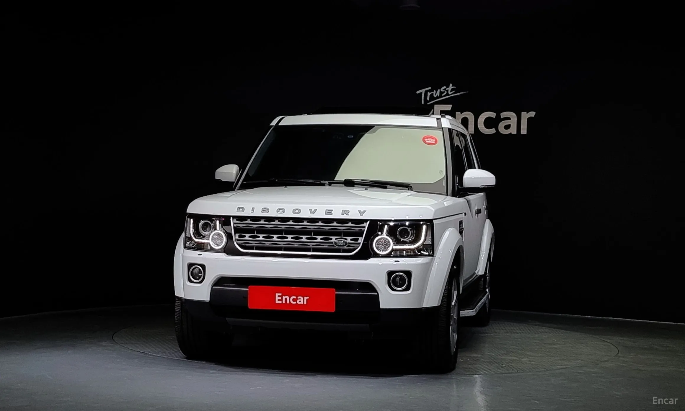 Land Rover Discovery 4