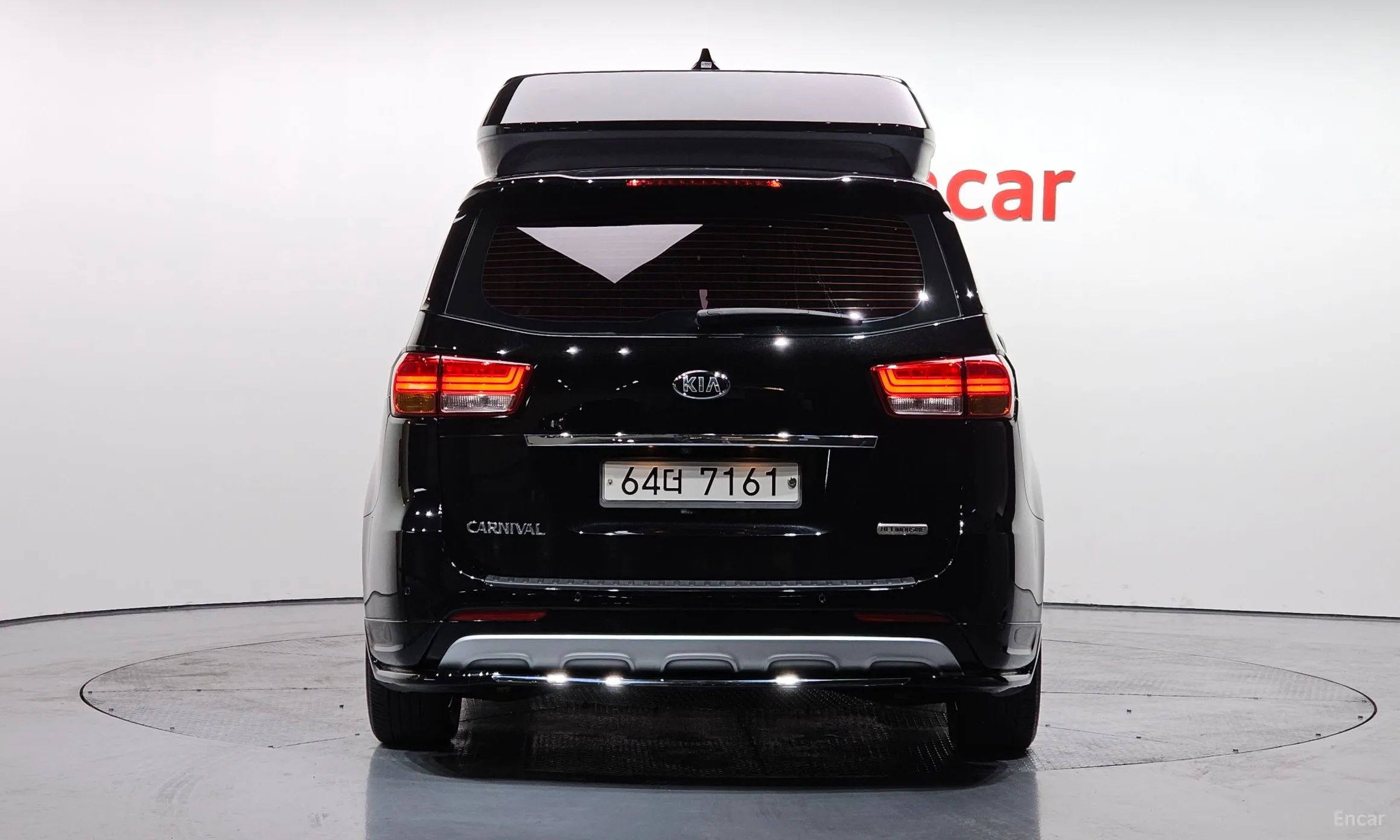 Kia Carnival превью 3