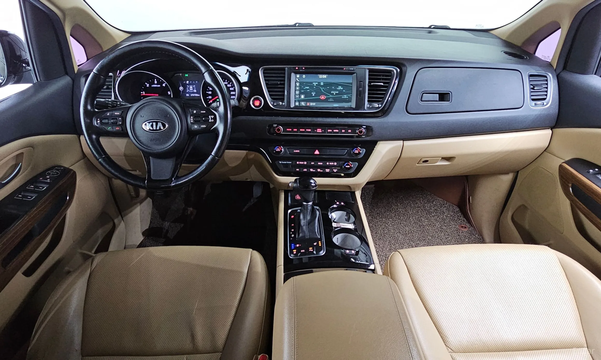 Kia Carnival превью 4