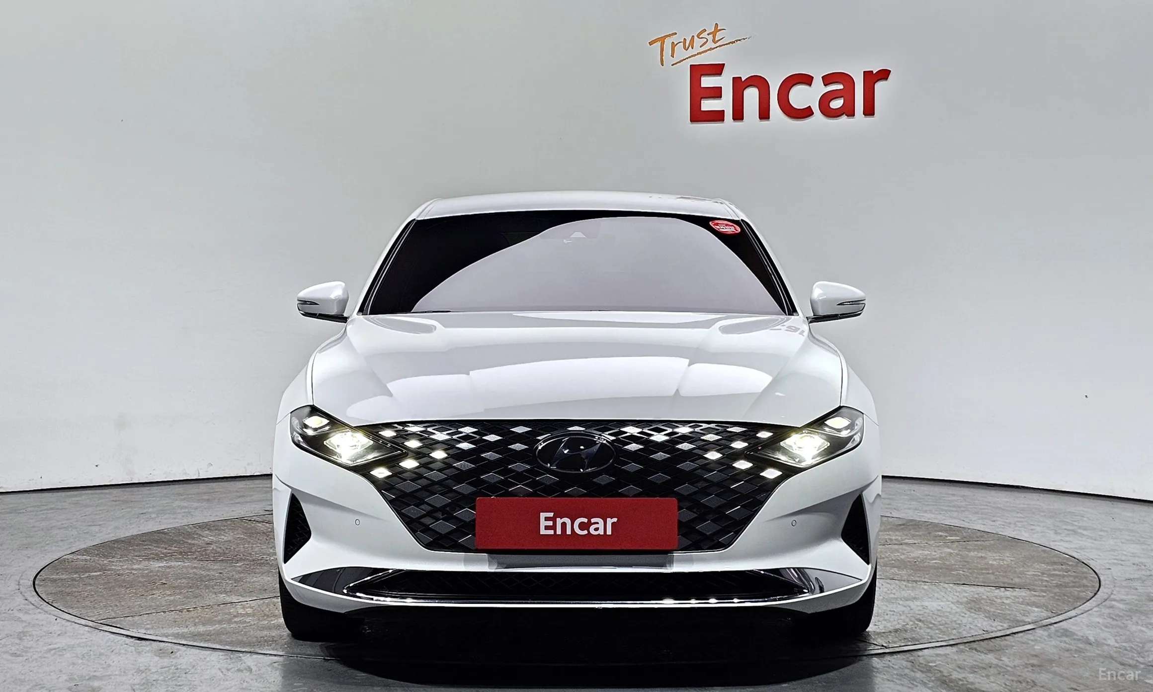Hyundai Grandeur IG превью 2
