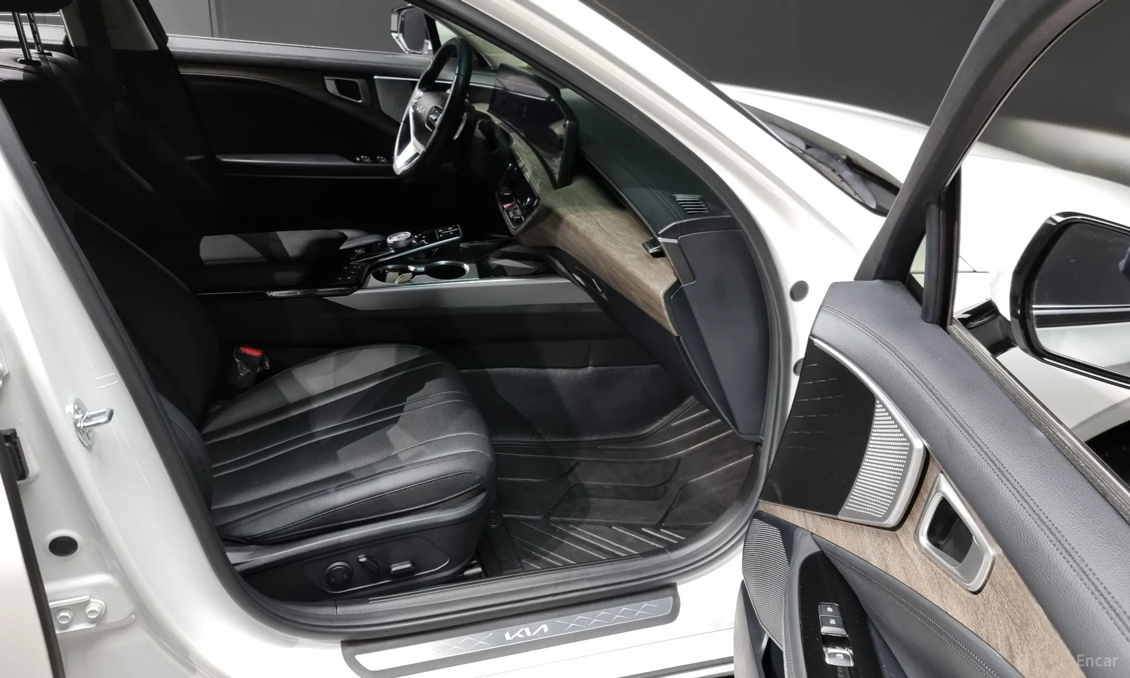 Kia K8 превью 10